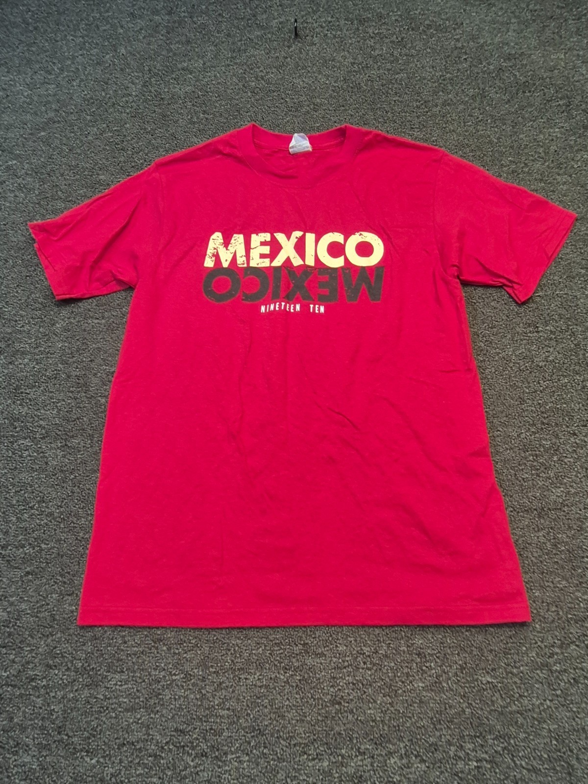 Mexico Nineteen Ten T Shirt Mens Medium Red Graphic Print Crew Neck Outdoor