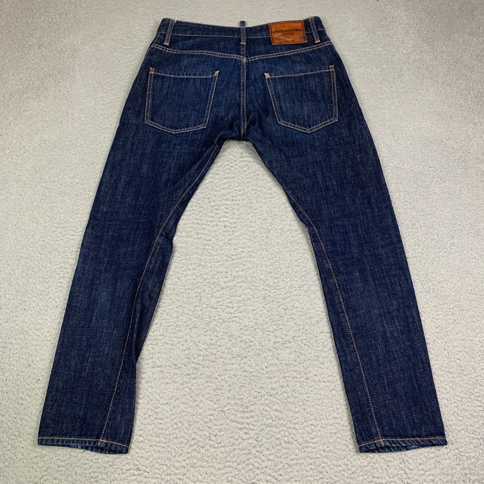 DSQUARED2 Jeans Mens Size 44 (30x28.5) Blue Dark Wash Button Fly Made in Italy