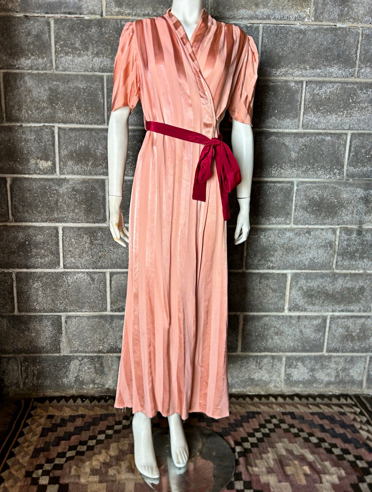 vtg 30s 1940s Pink Satin Striped long wrap robe Bullocks Negligees Pinup Classy 