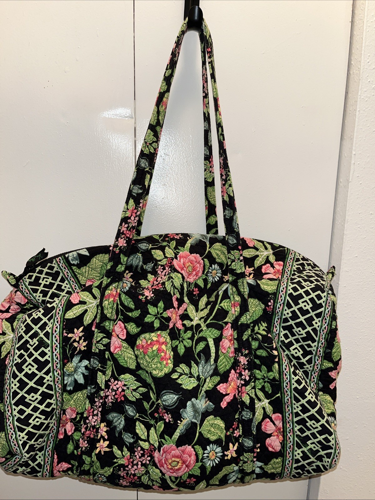 VTG 2007 Vera Bradley Large Travel Duffel Weekend Bag Botanica Floral Retired