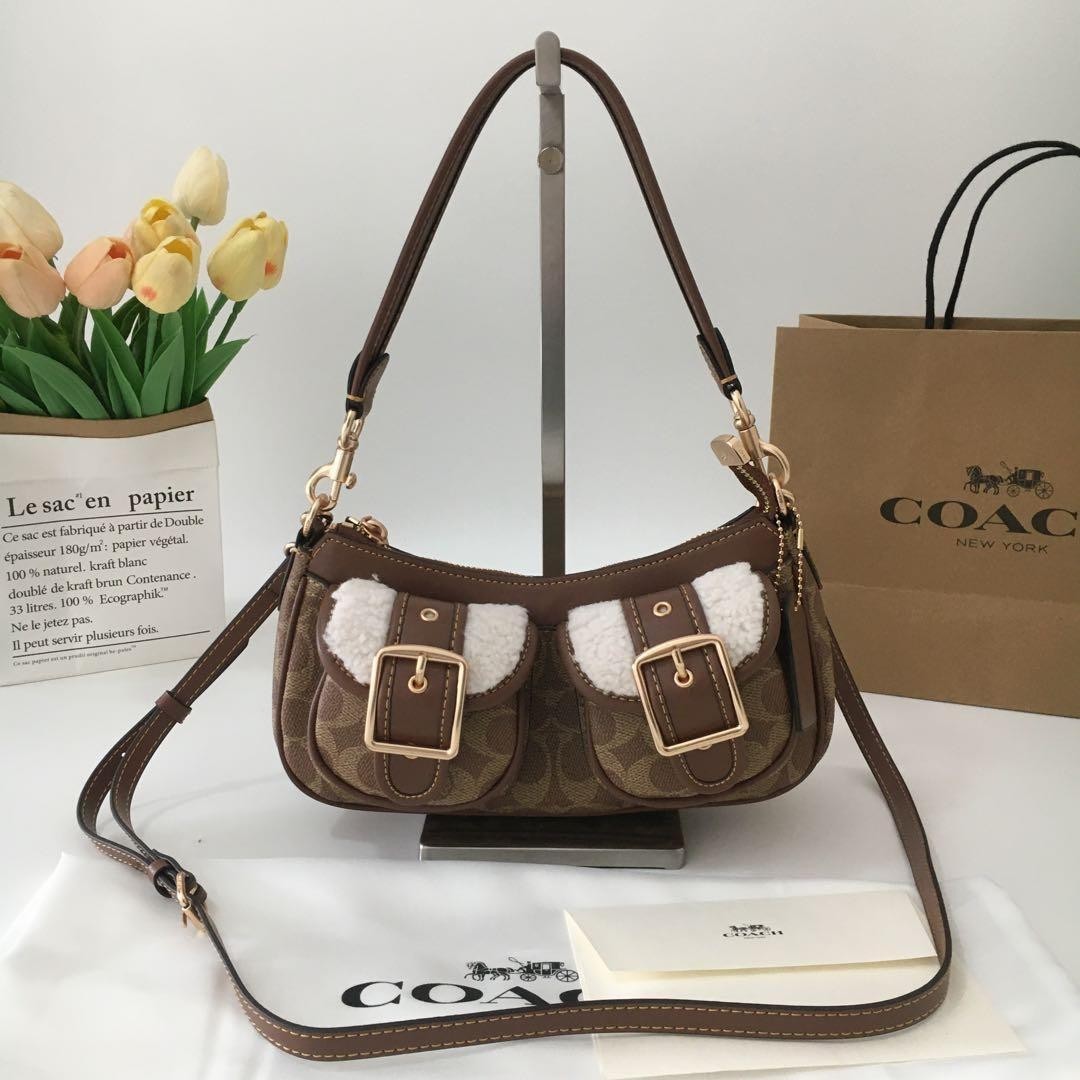 COACH Ashton Baguette In Signature Canvas Tan/Natural CY700 Outlet