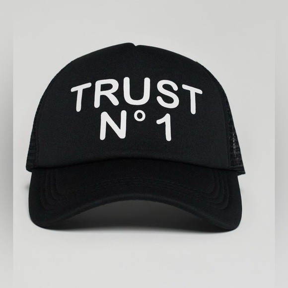 New Trust No 1 Hat Trucker Cap Strapback Black 
