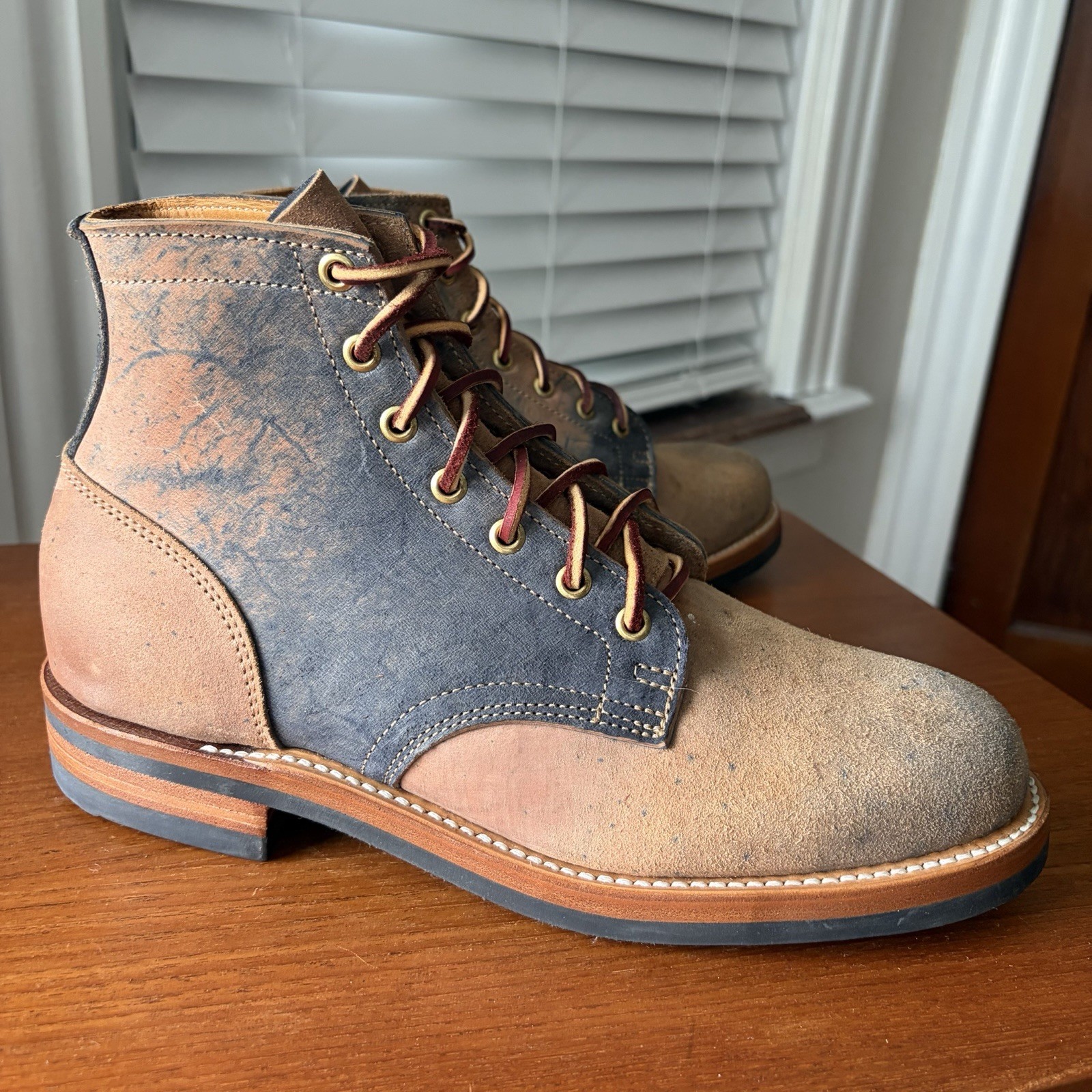 NEW w BOX - RARE CUSTOM | TRUMAN 9.5 D NAVY HORSE RUMP ROUGHOUT BOOTS 9.5 D