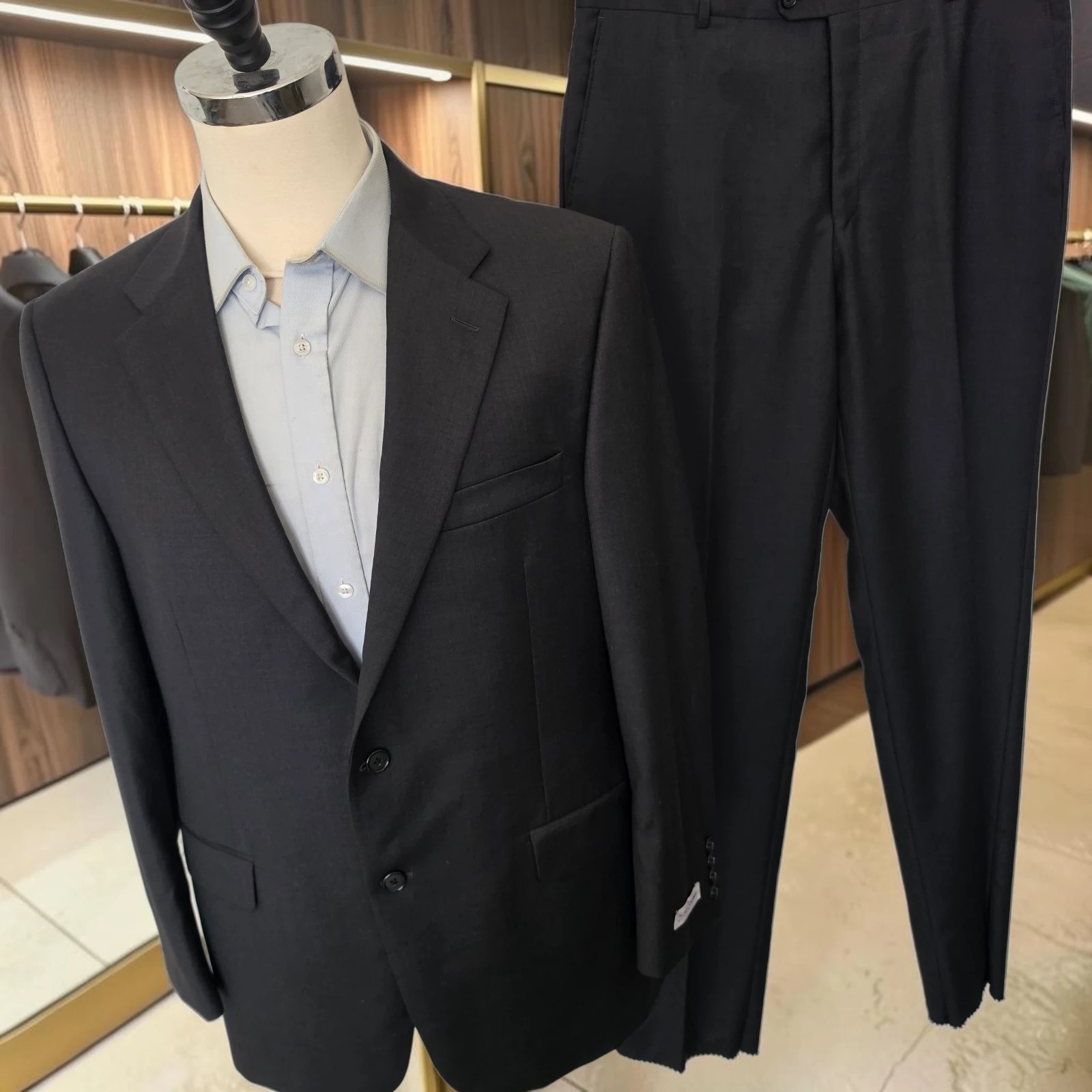 New Hickey Freeman Suit 42r 36x Unfinshed Inseam Charcoal Wool $1495