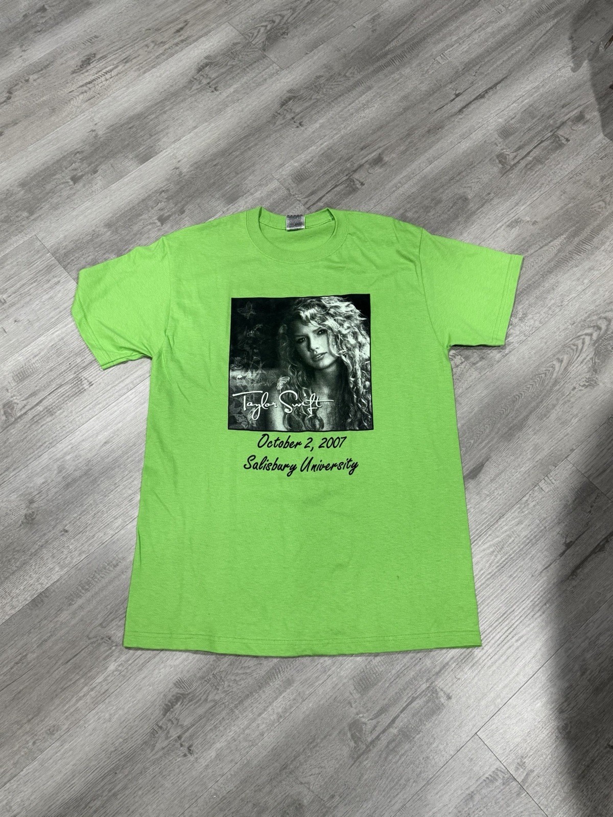 Vintage 2007 Taylor Swift Salisbury University Concert Staff T-Shirt Medium