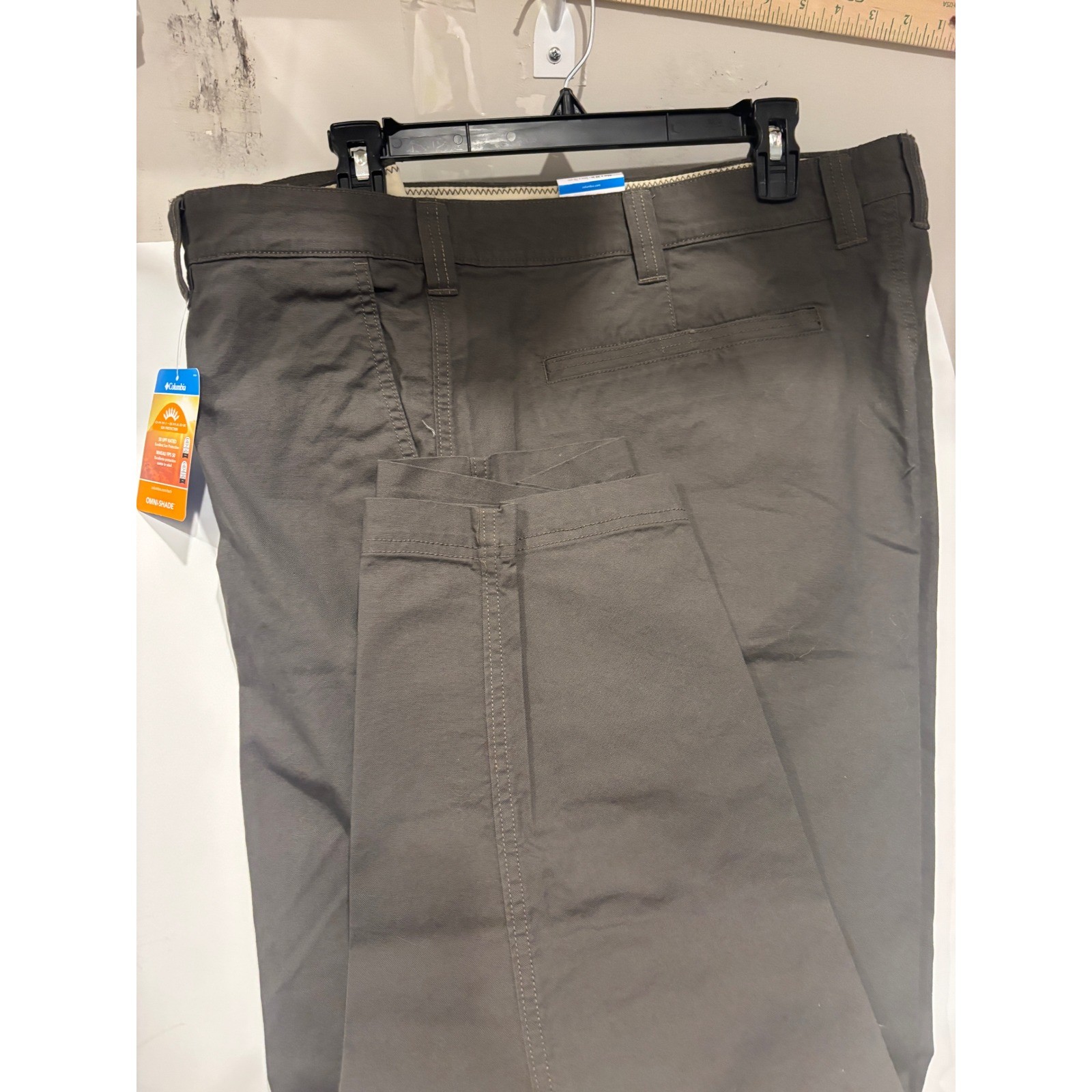 Columbia Mens Omni-Shade Straight Leg Utility Pants 46x30 Gray UPF 50 NWT