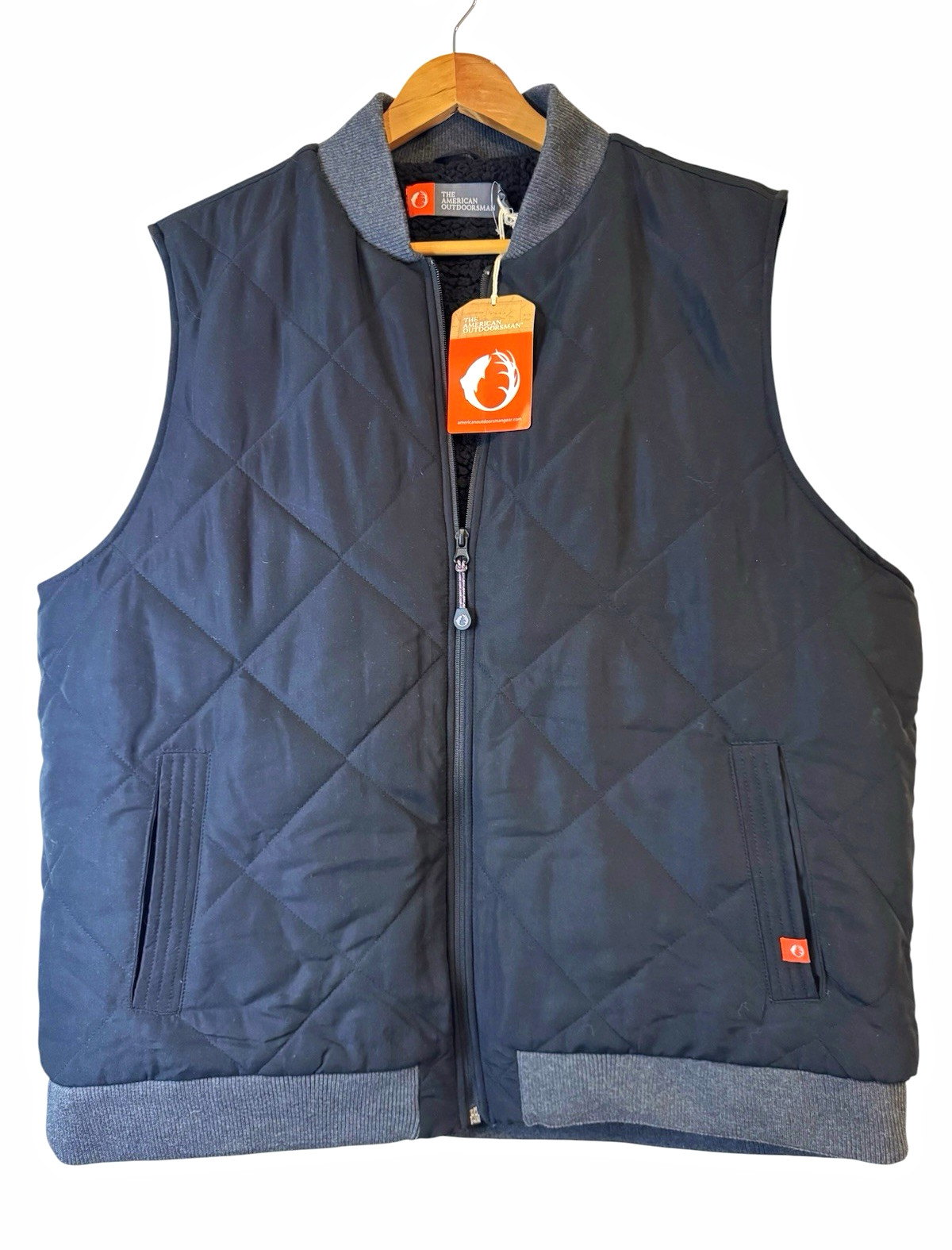 NWT The American Outdoorsman Quilted Fleece-Sherpa Lined Bomber Vest - Black XL
