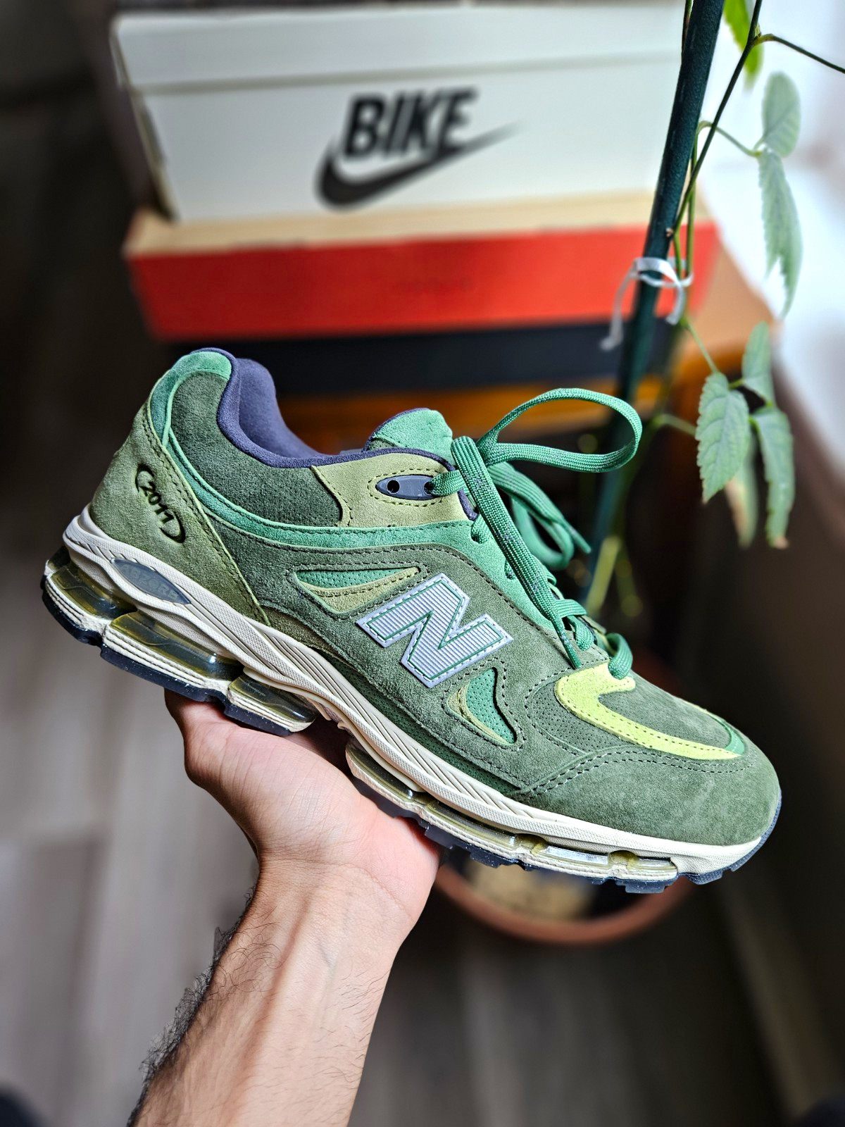 New Balance Kith x 2011 Leaf Green Juniper/Bronze Green Men\'s 10.5 D U20117ZT