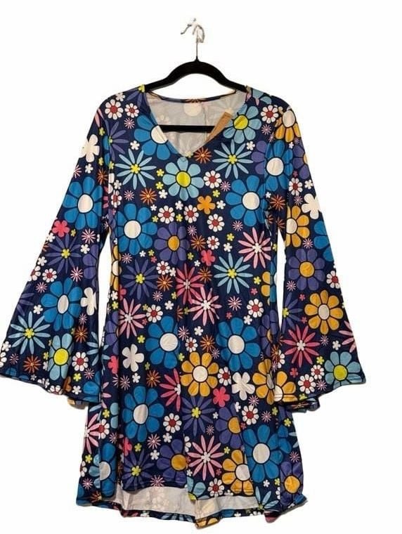 Fashion Costumes 60s 70s Floral Bell Sleeve Dress