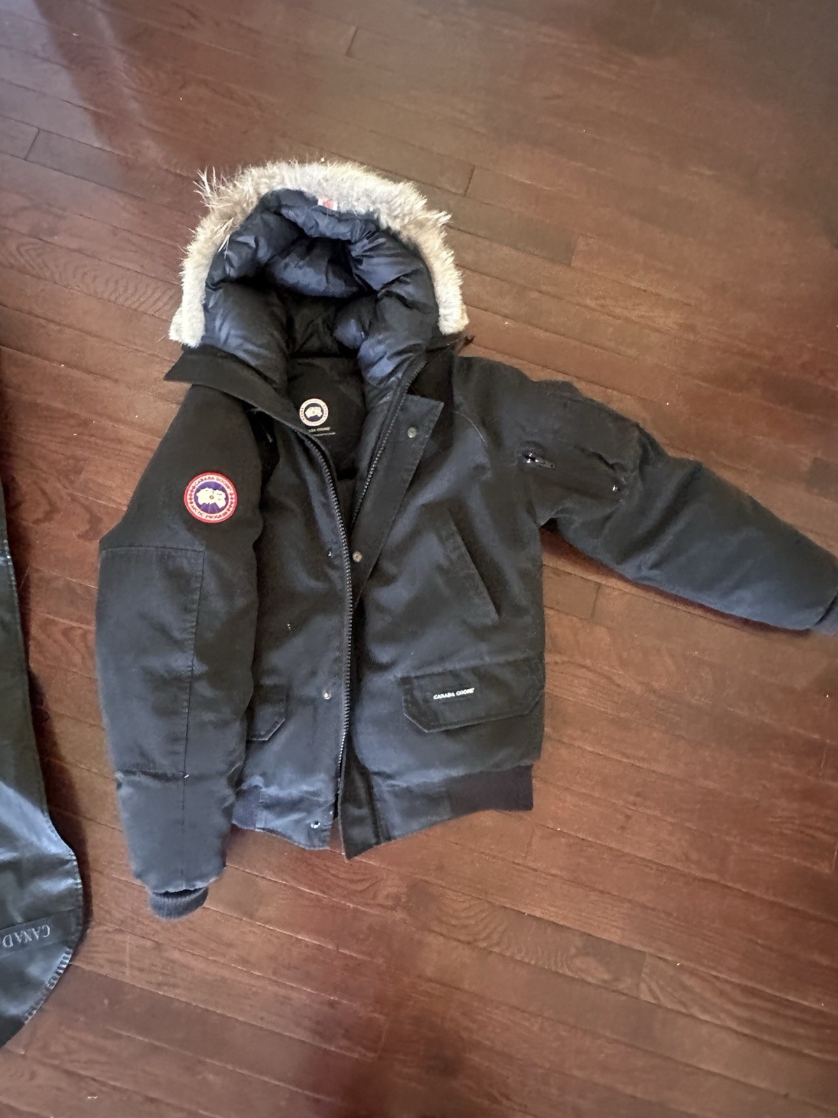 Canada Goose Chilliwack Bomber Jacket Men’s Black Size M Real Fur 100% Authentic