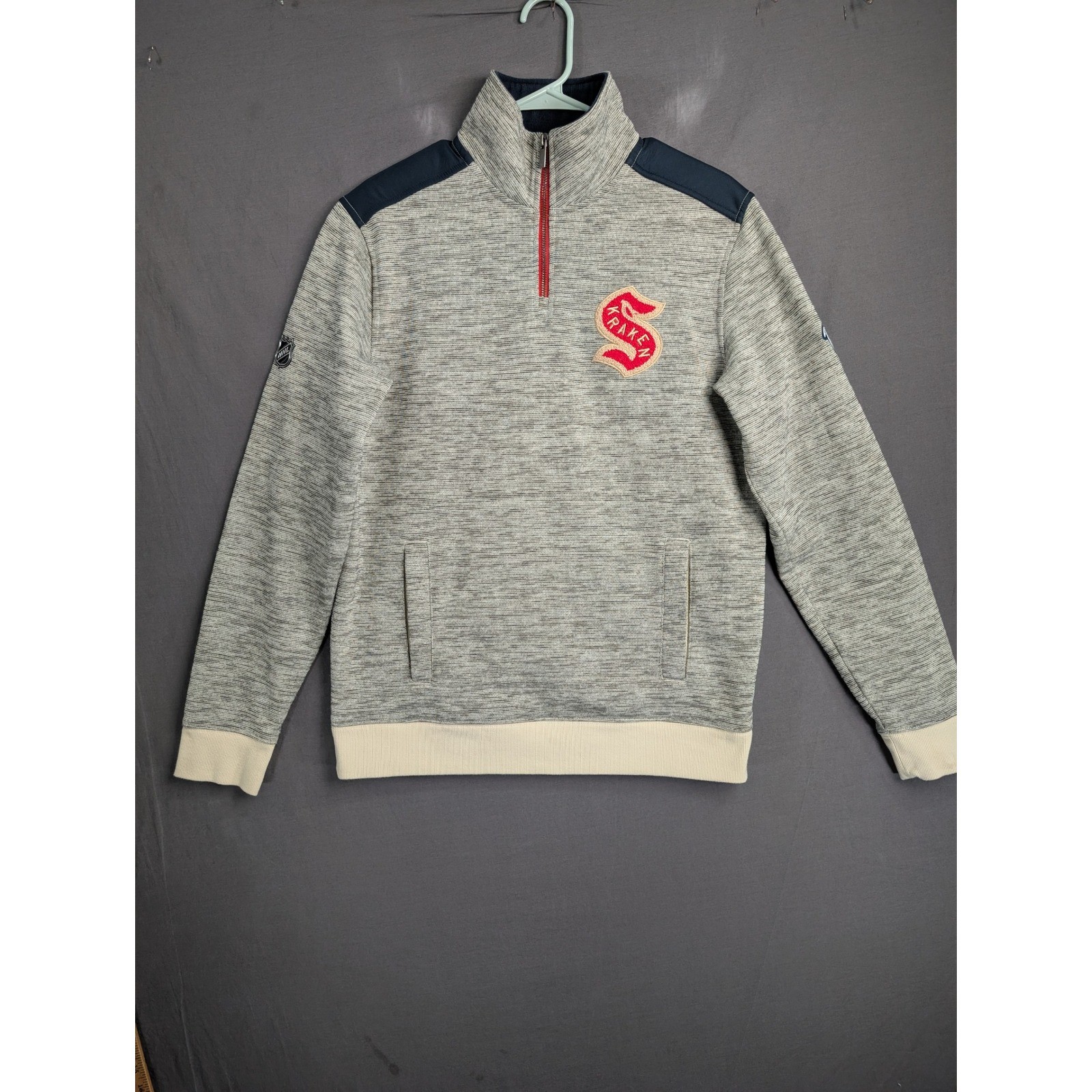 Fanatics Seattle Kraken 2024 Winter Classic 1/4 Zip Pullover Mens Medium Gray