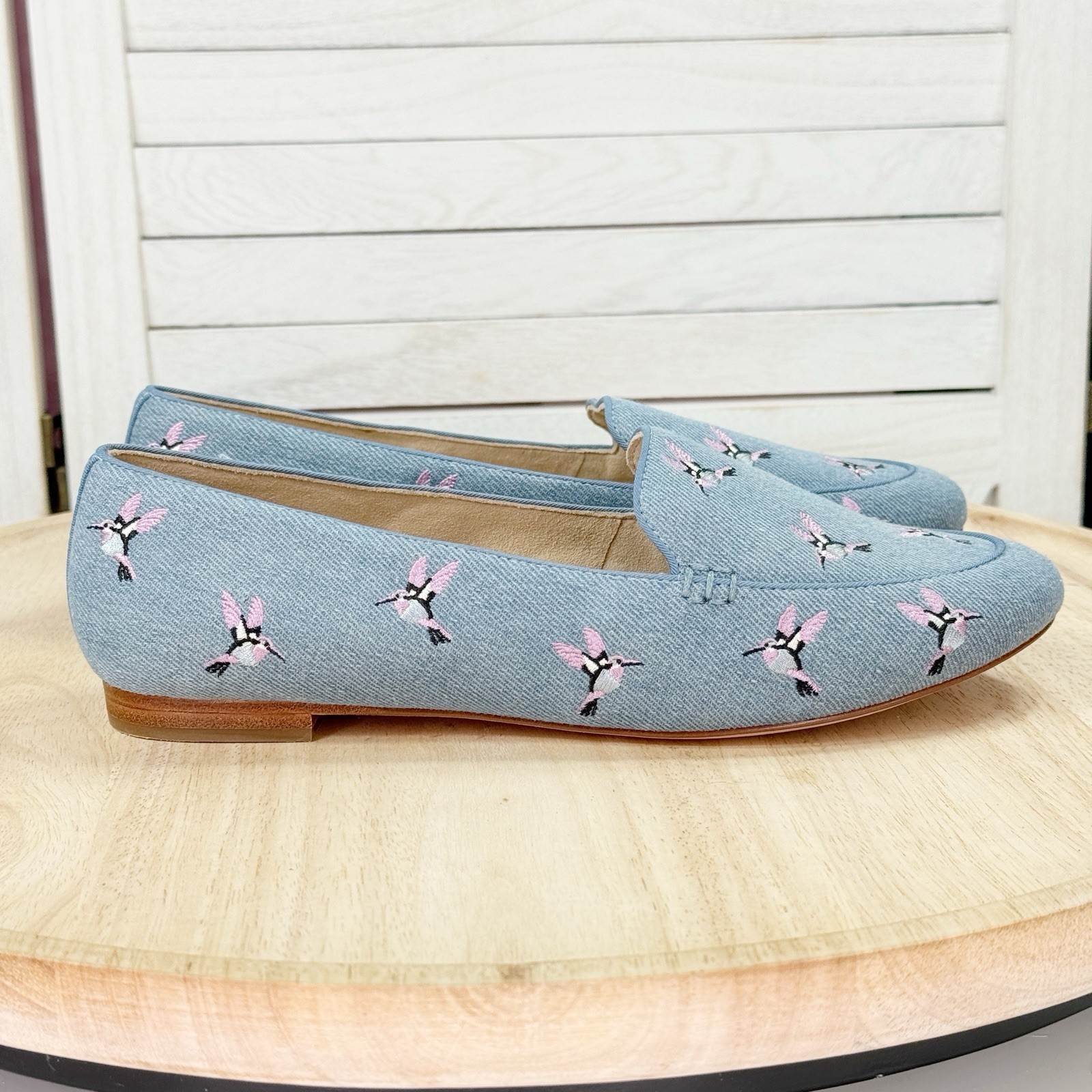 Talbots Ryan Hummingbird Embroidered Loafer Flats Blue Pink Size 7.5 Denim