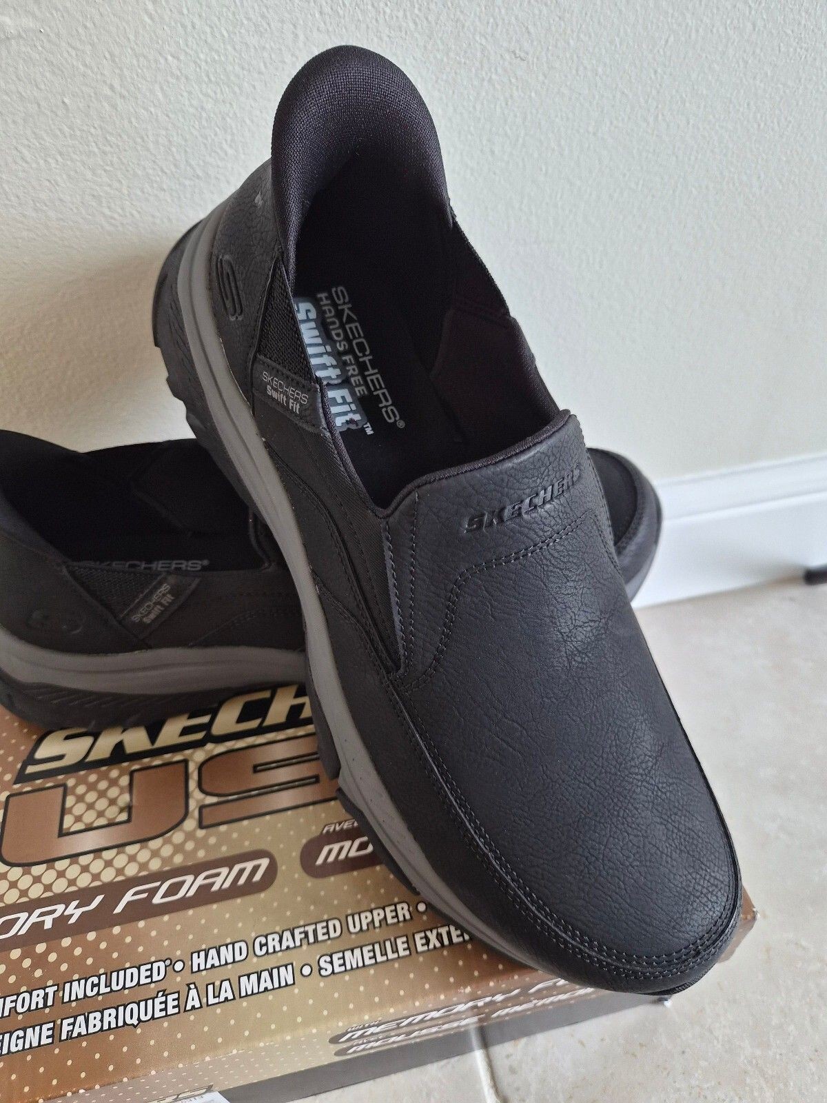 Skechers Men\'s Swift Fit Slip-On Loafers Black Size 13 0081