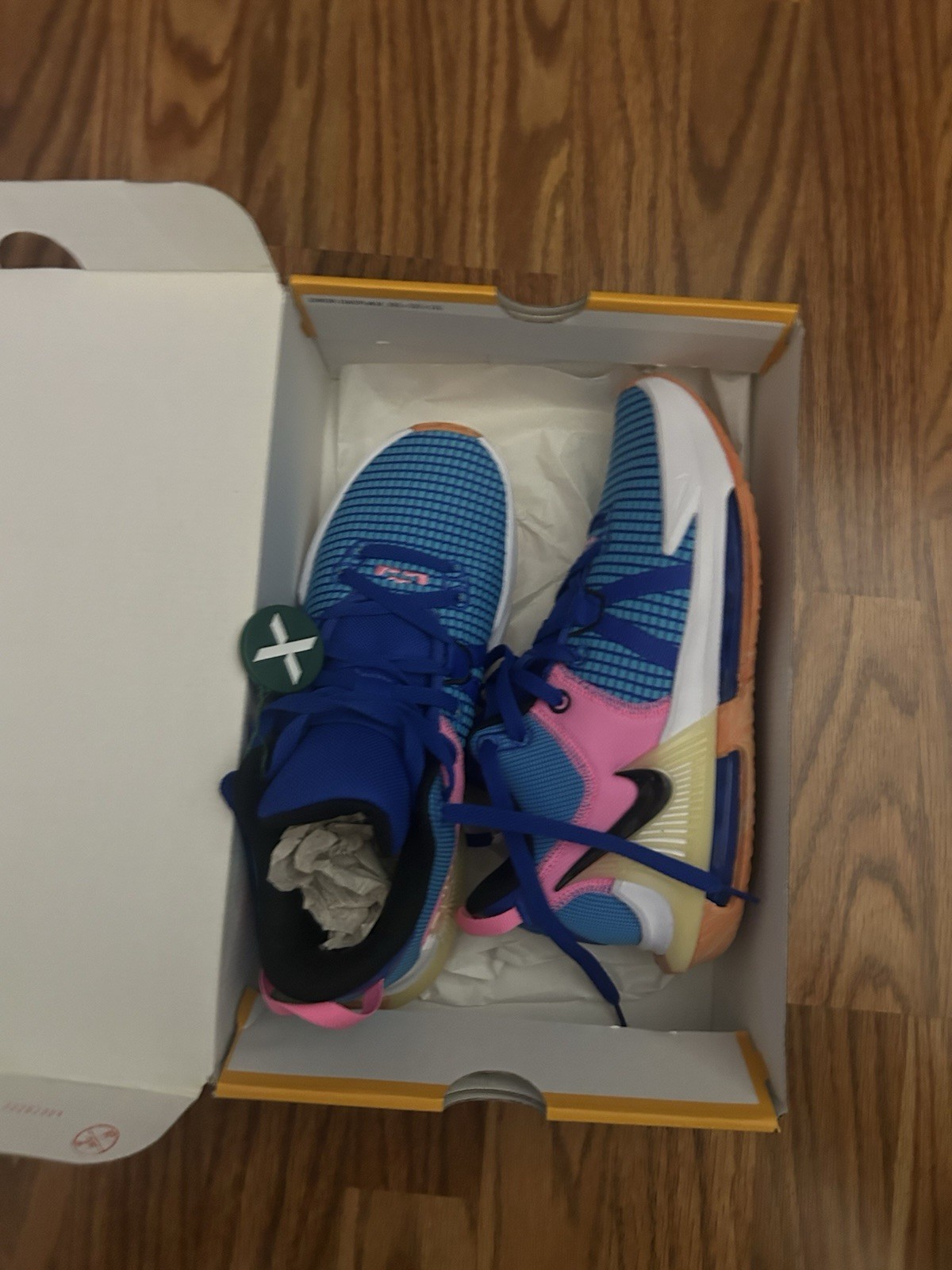 LeBron Witness 7 Men\'s Sneakers