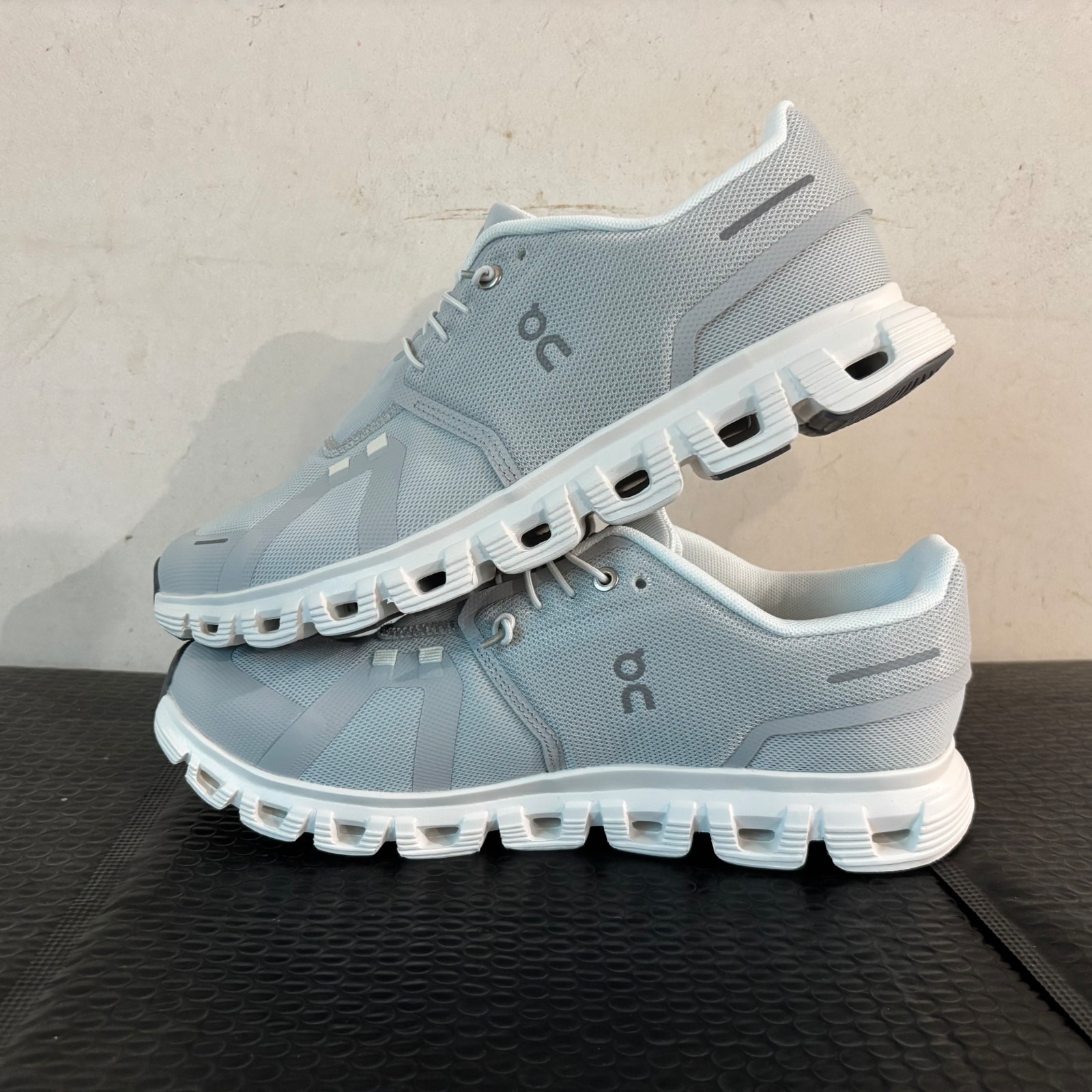On Cloud 6 Men Shoe Glacier White Running Sneaker Low Top