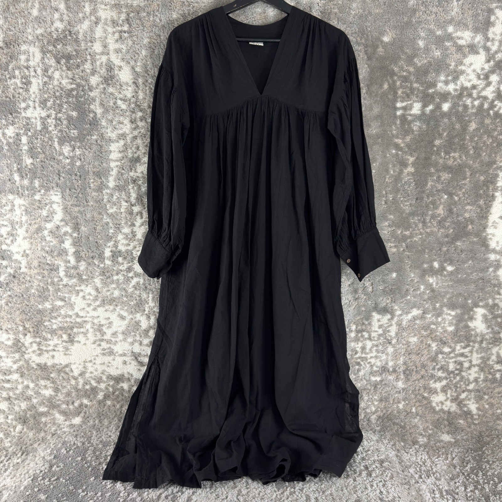 World of Crow Size S V-Neck Pleated Empire Waist Maxi Dress Black Long Sleeve