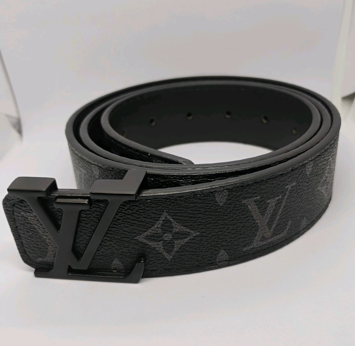 Belt Men\'s Initiales  Black buckle Size 32-36 Waist
