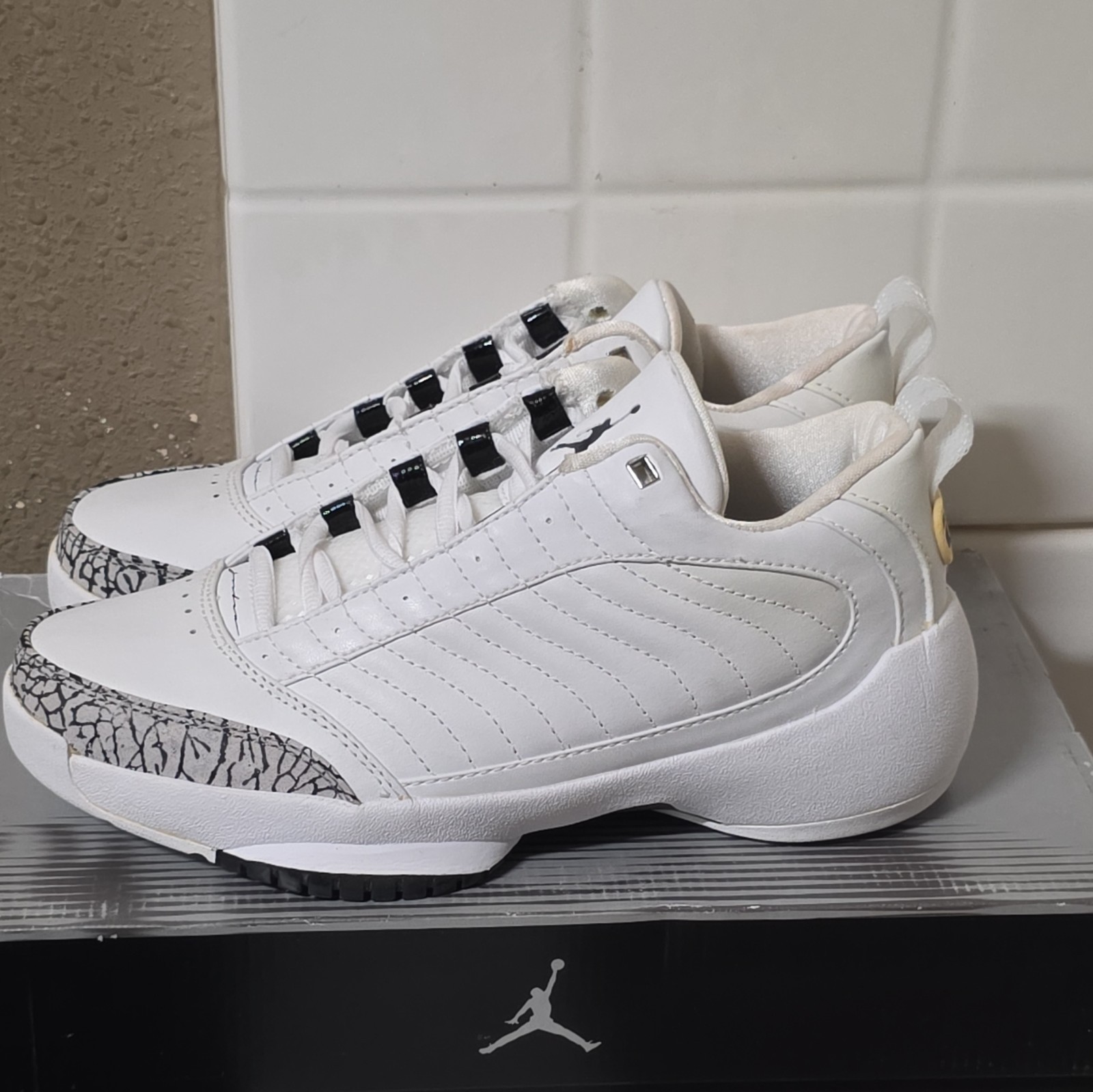 VINTAGE RARE 2005 Air Jordan XIX 19 Low White Cement Grey 6Y Wmns 7.5 309019-111