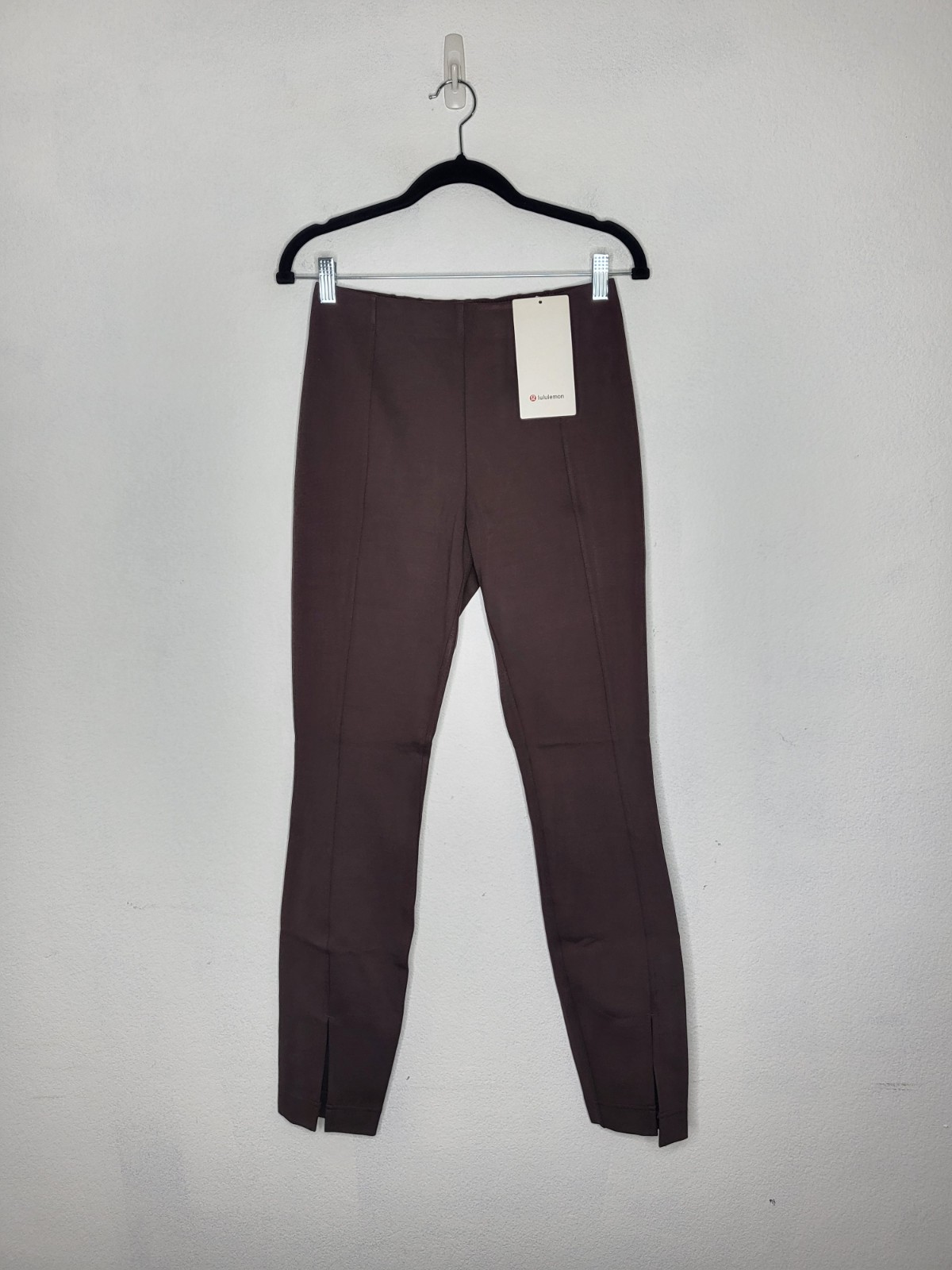 LULULEMON Women\'s Medium Stretch Knit HR Pull-on Pant Regular Espresso NWT