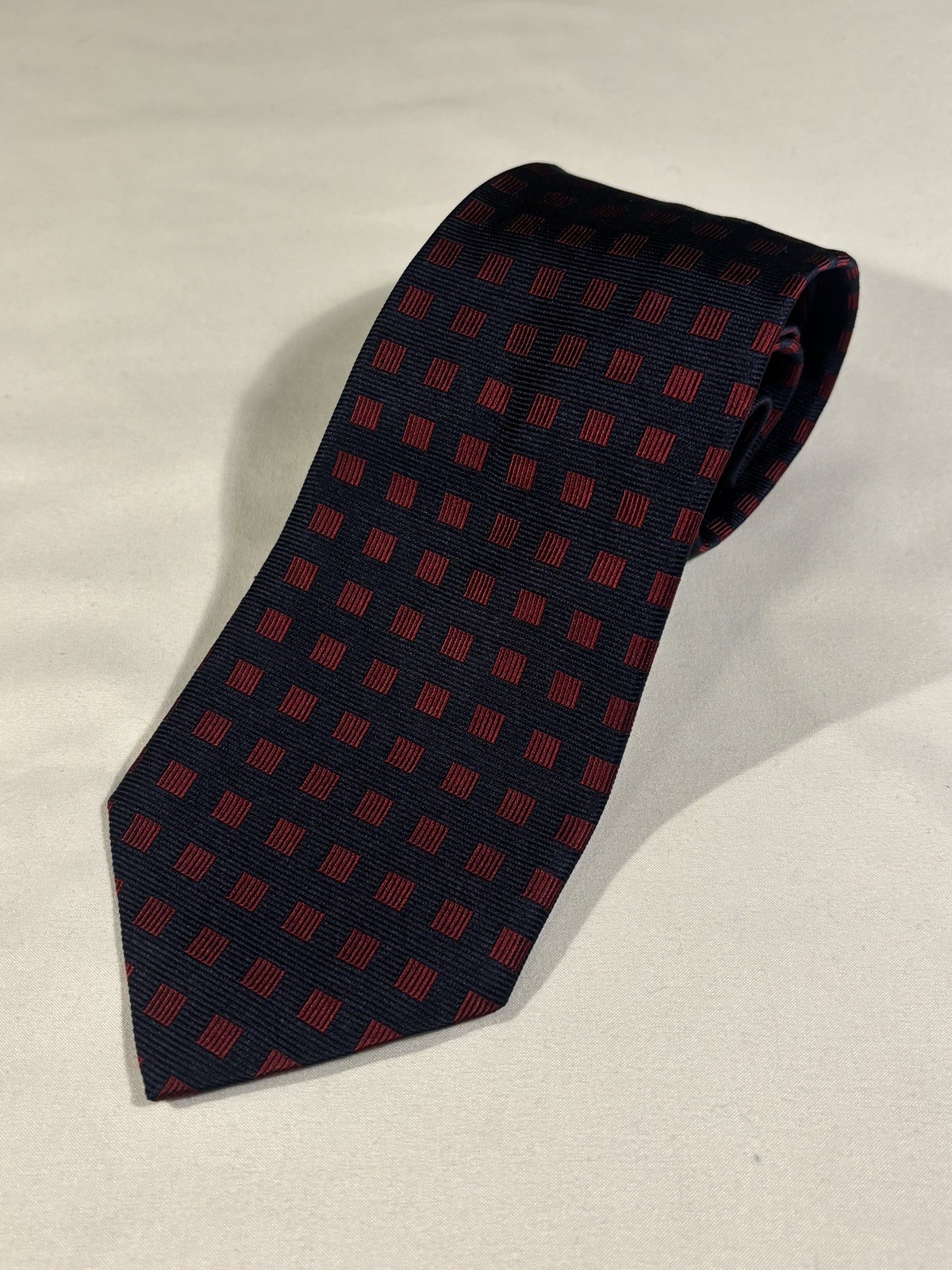 NWT - Brooks Brothers 100% Silk Woven Tie - Navy / Red Squares - Hand Made USA