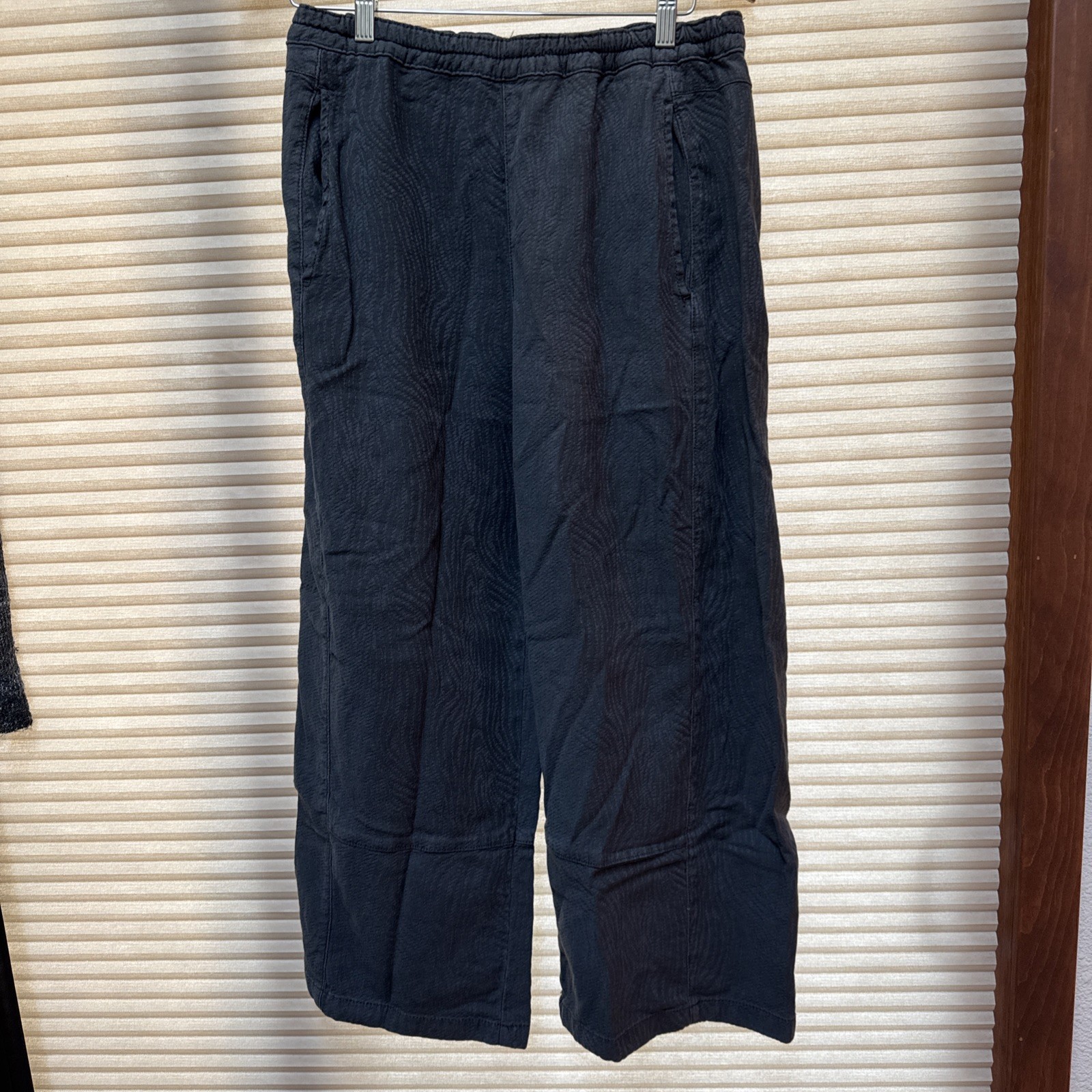 Anthropology Pilcro barrel pants Black Medium