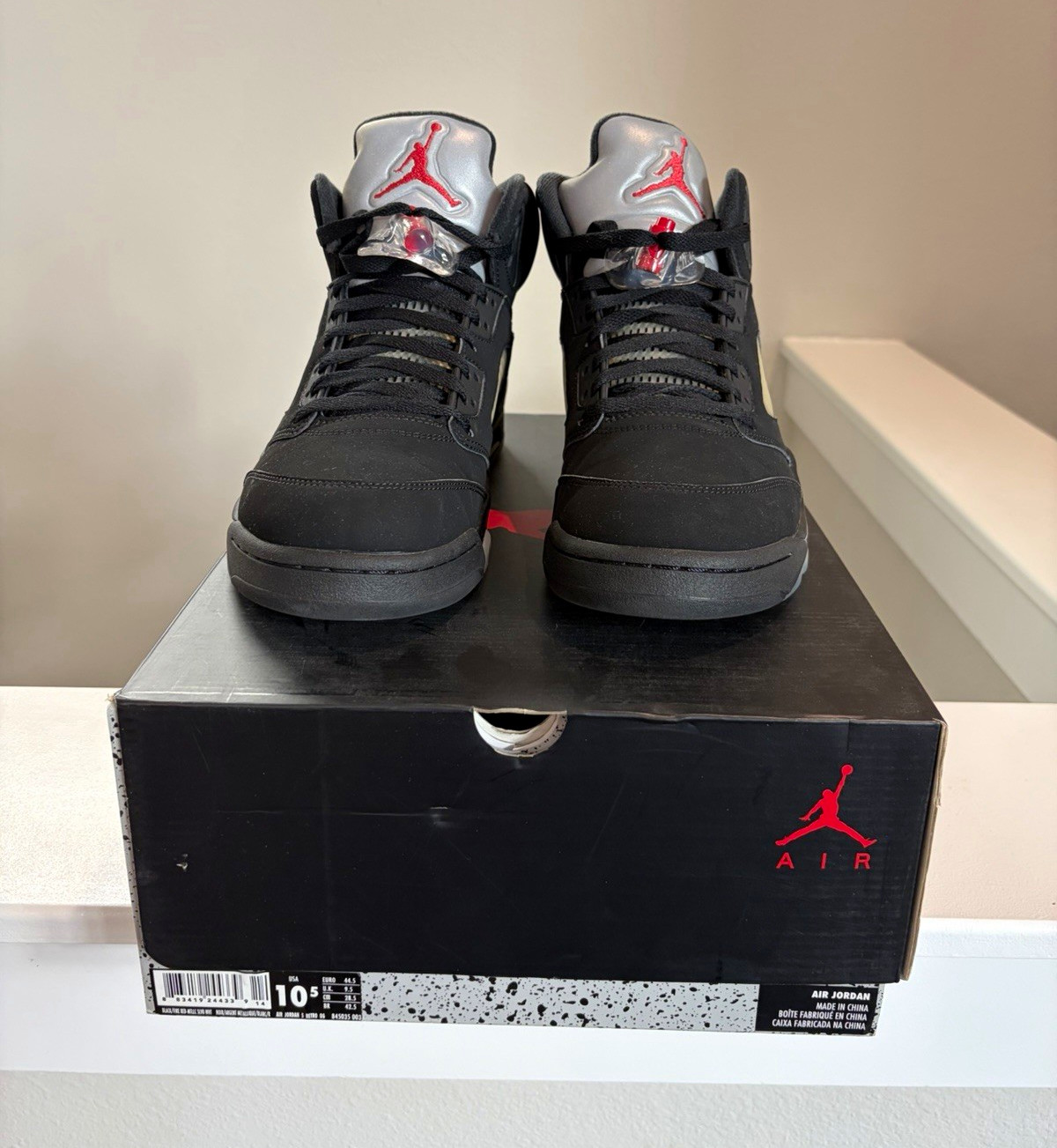 Jordan Air Jordan 5 Men\'s 10.5 Black/Gray/Red Mid Top Basketball Sneaker