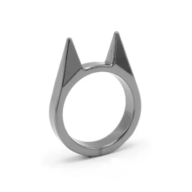 2Pcs Cat Ear Finger Ring Keychain Self Defense EDC Tool Outdoor Safety Accessory