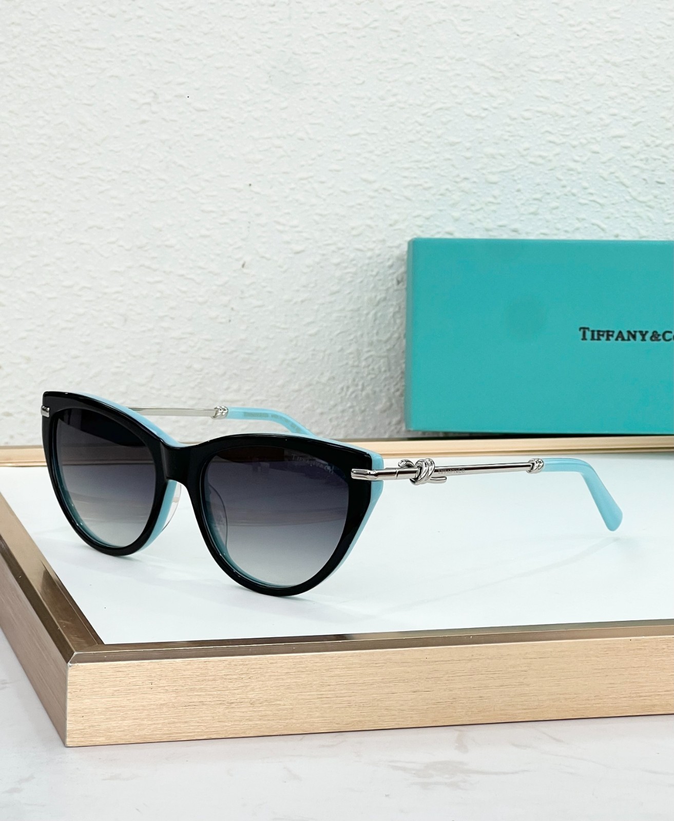 Tiffany & Co TF4253F Sunglasses 55-16-140 Black Blue Frame Gradient