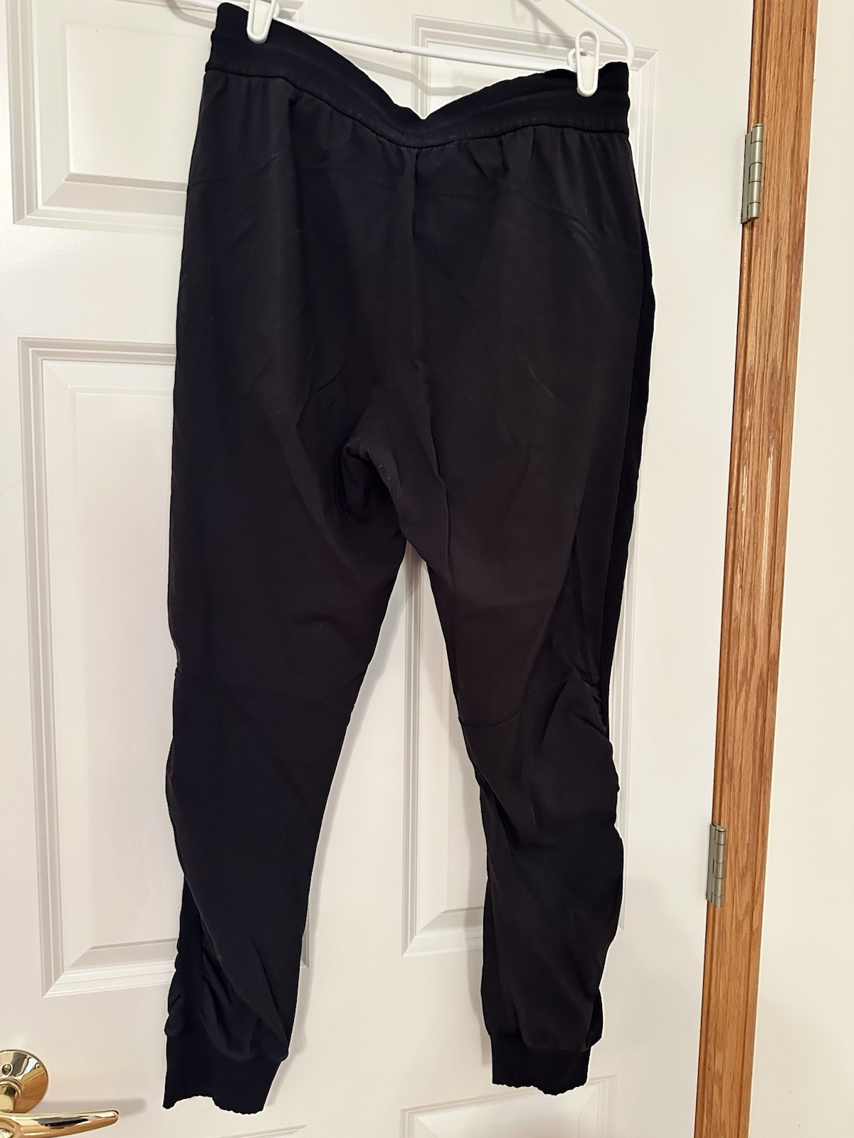Lululemon Beyond the Studio Jogger Elastic Waist Pockets Tapered Athleisure