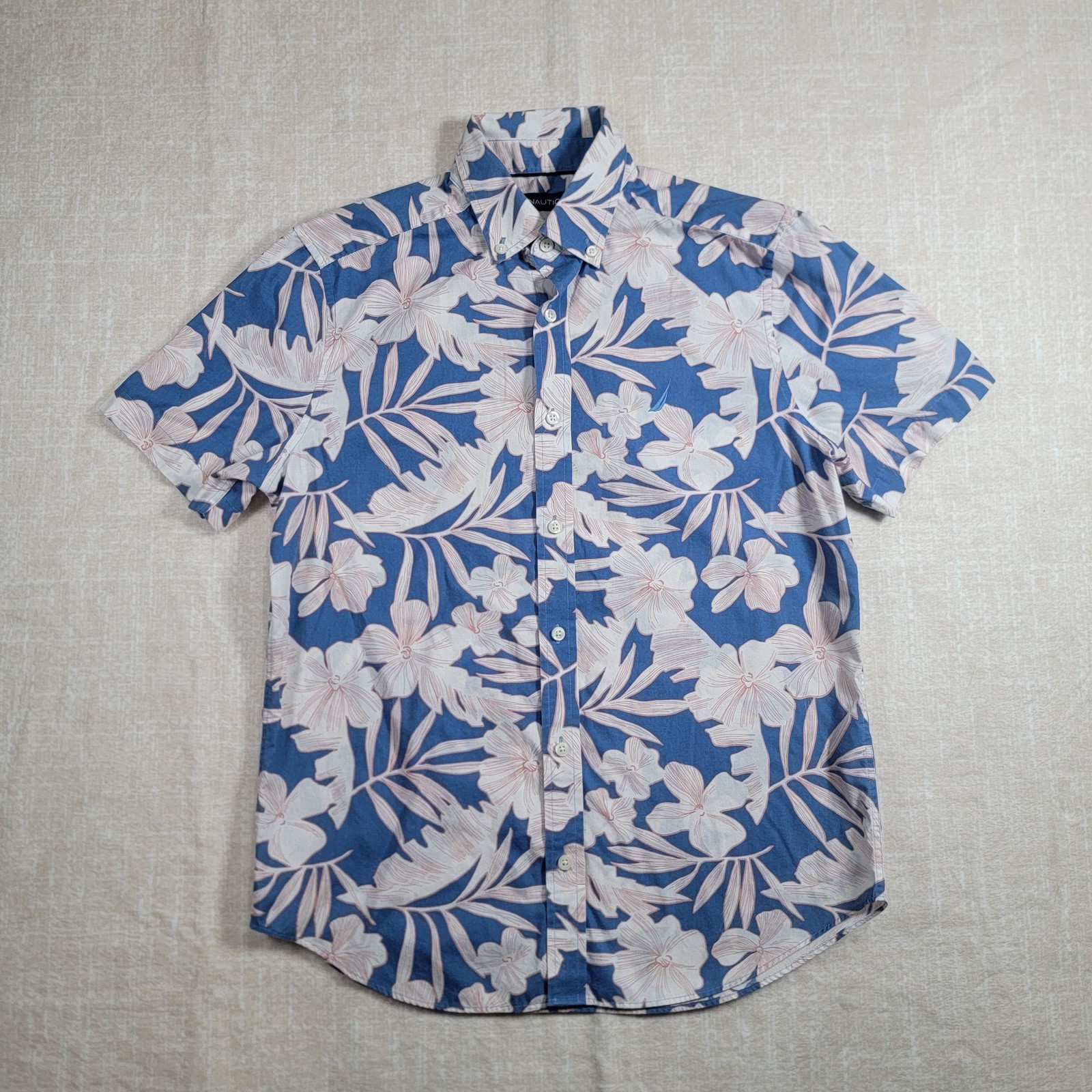 Nautica Tropical Floral Short Sleeve Button Down Shirt Mens S Blue Pink Hawaiian