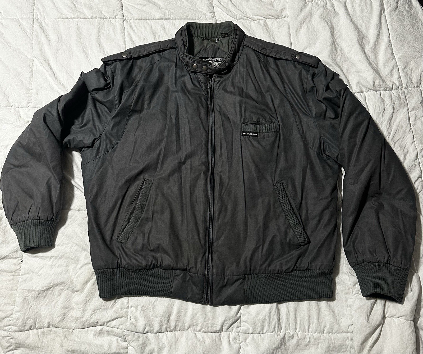 1980’s ORIGINAL Vintage Members Only Grey Jacket Size 44 (XL) In Flawless Cond.
