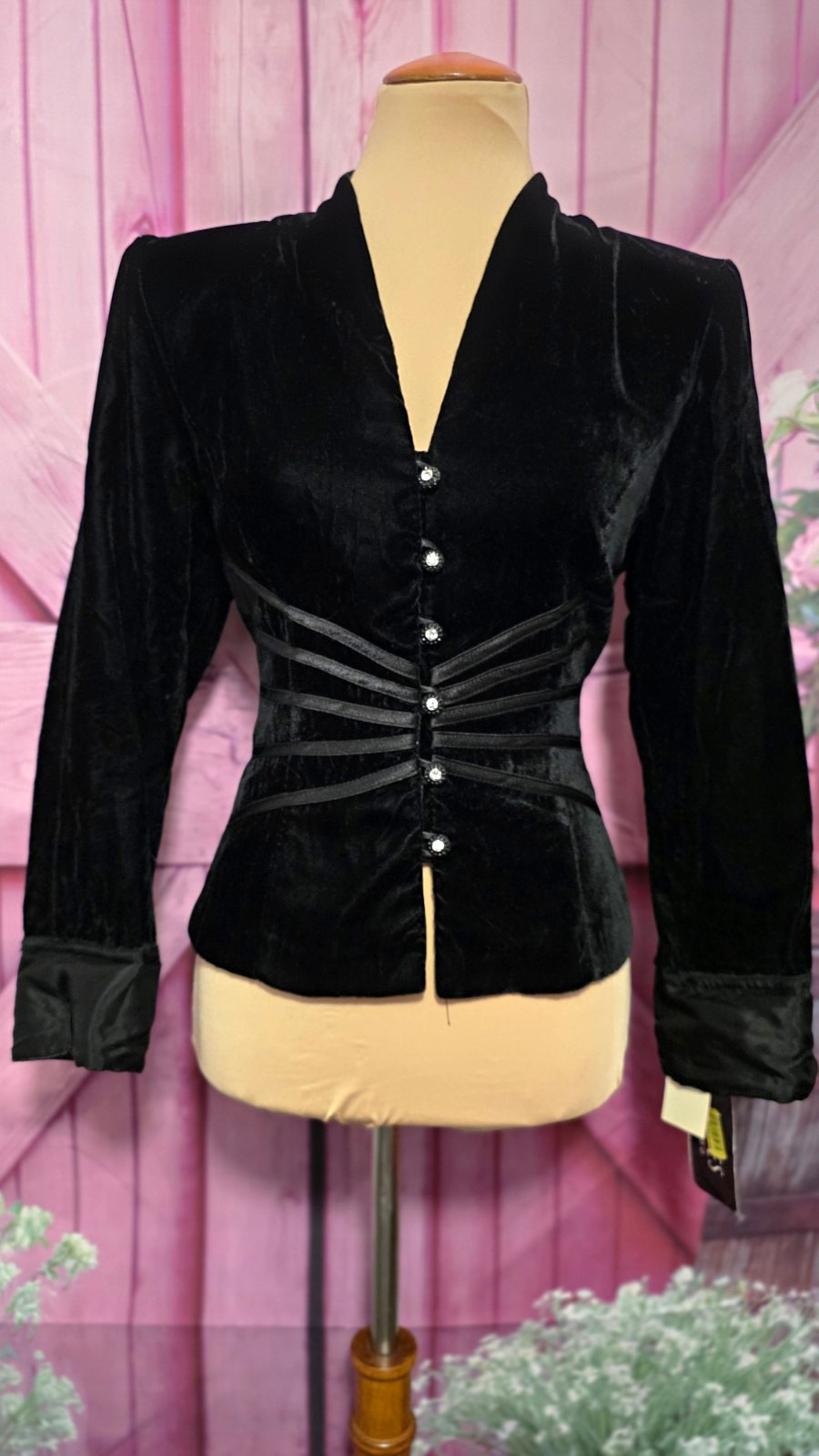 J. R. Nites By Caliendo vintage  black velvet evening jacket/top.