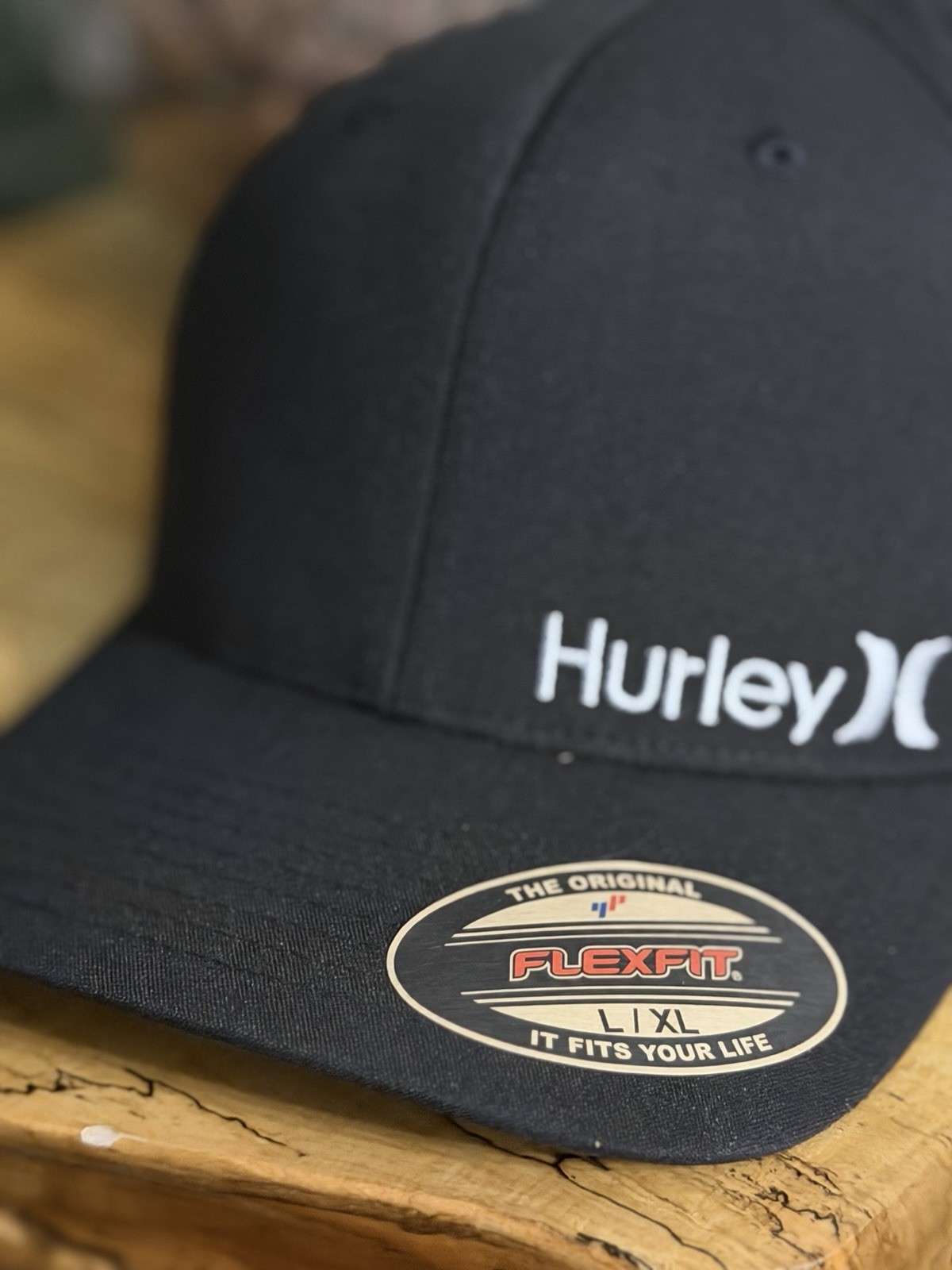 NWT Hurley Black Corp Textures Flex Fit Hat - SZ L/XL - Black Stretch Fit Cap