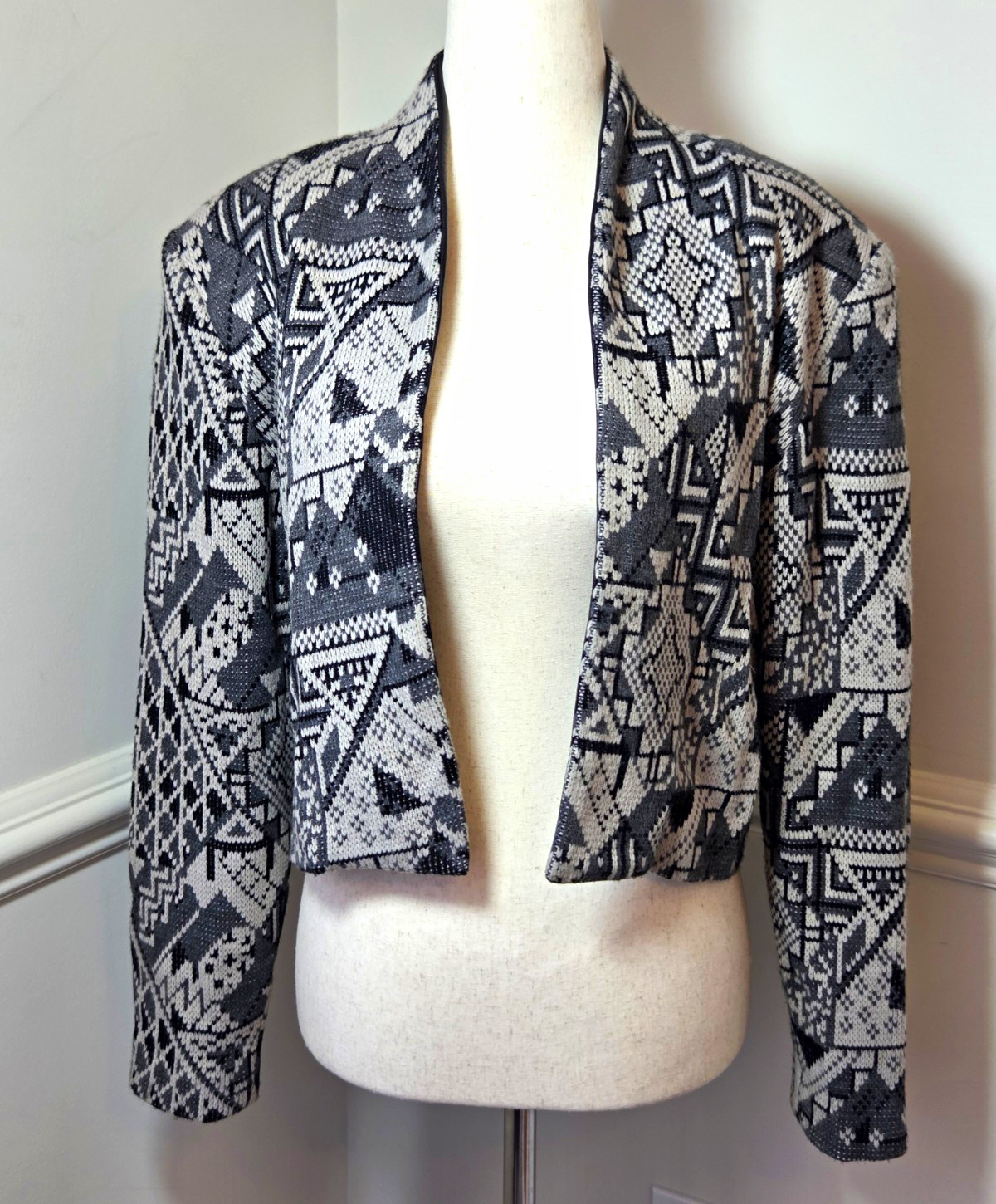 Vintage Balenciaga Paris Cropped Geometric Jacquard Knit Jacket Shoulder Pads