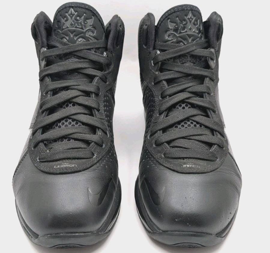 Nike LeBron 8 Blackout Men\'s Basketball Shoes Size 9 RARE