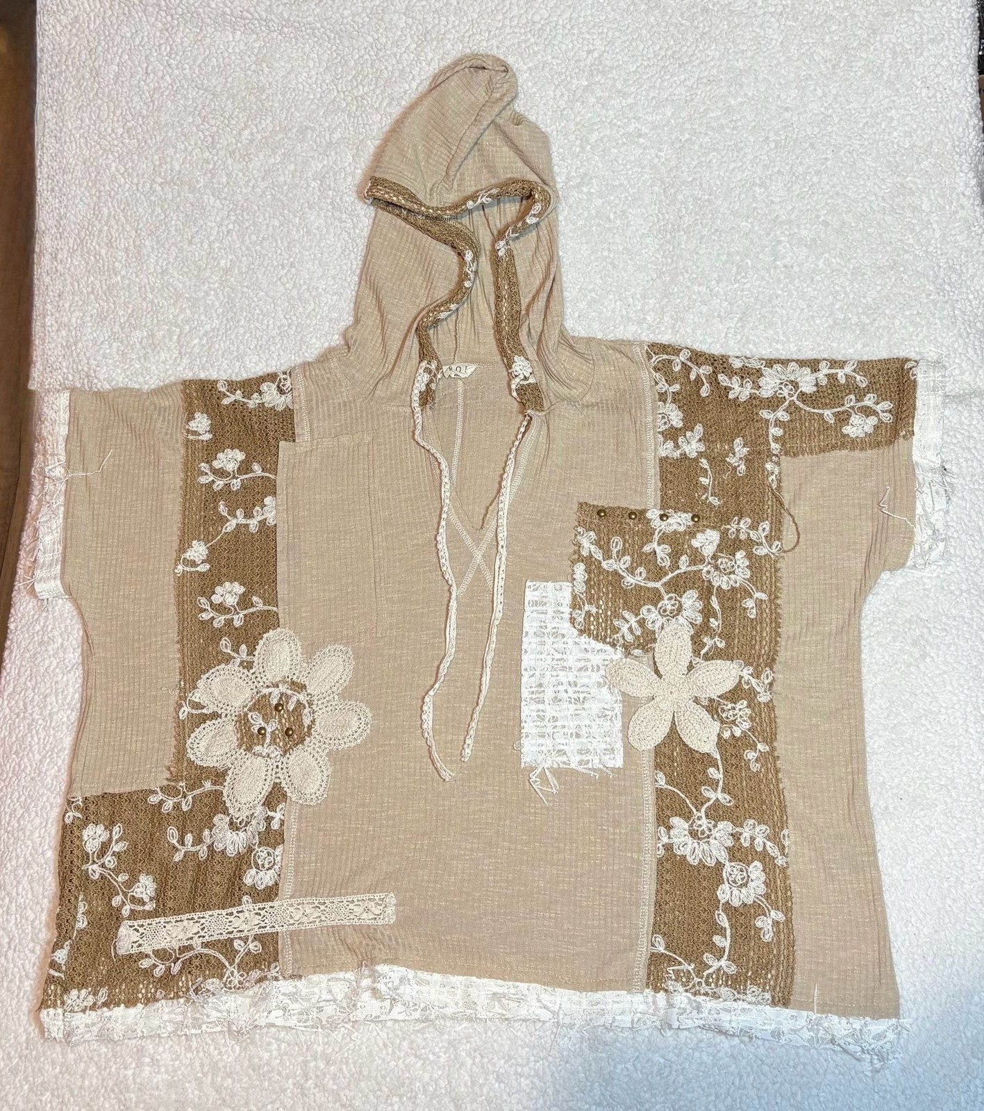 POL Hooded Poncho Size L Brown Floral Lace Patchwork