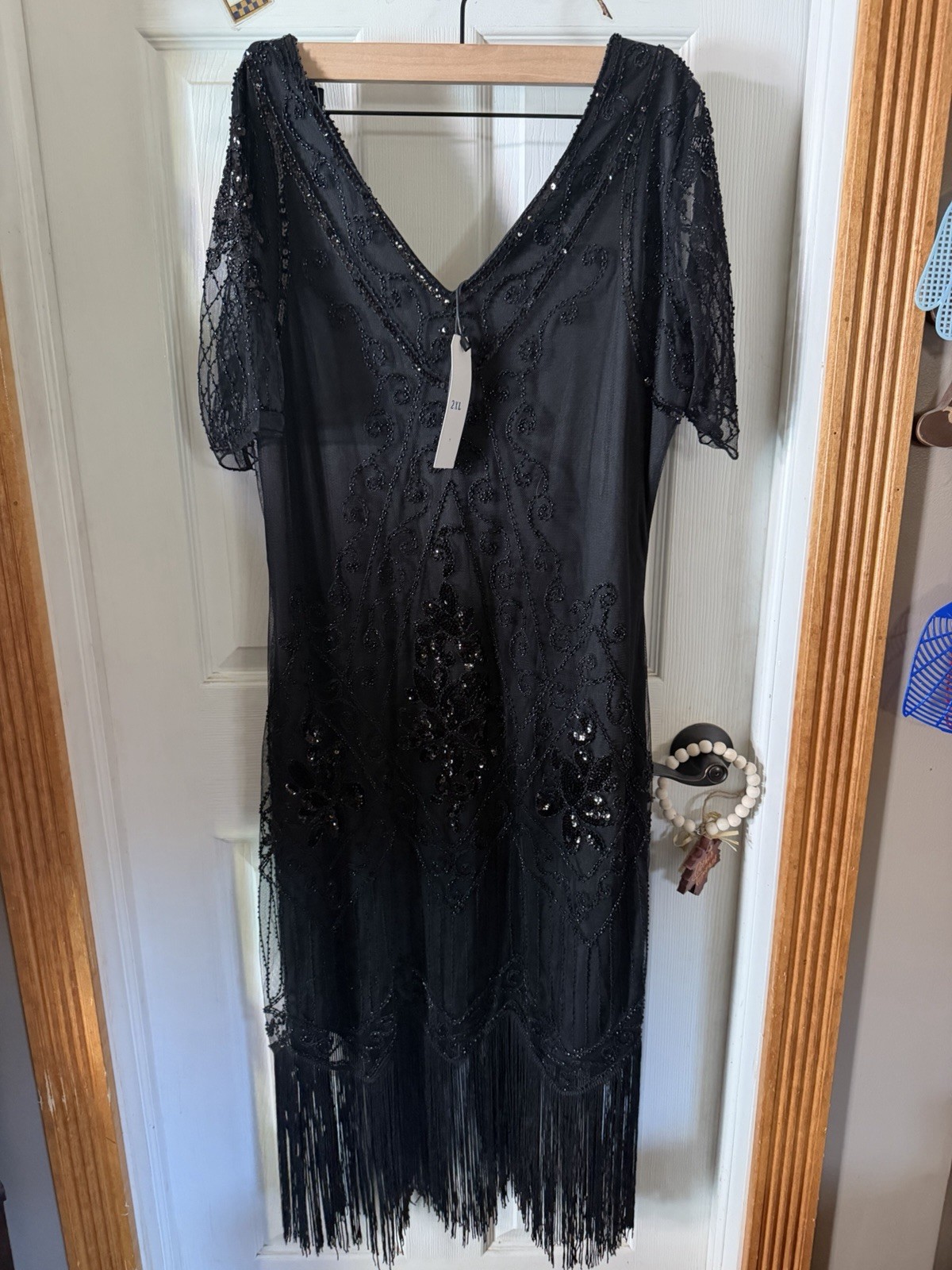 BABEYOND Women\'s Plus 2XL Black Beaded Sequin Fringe V-Neck Midi Dress