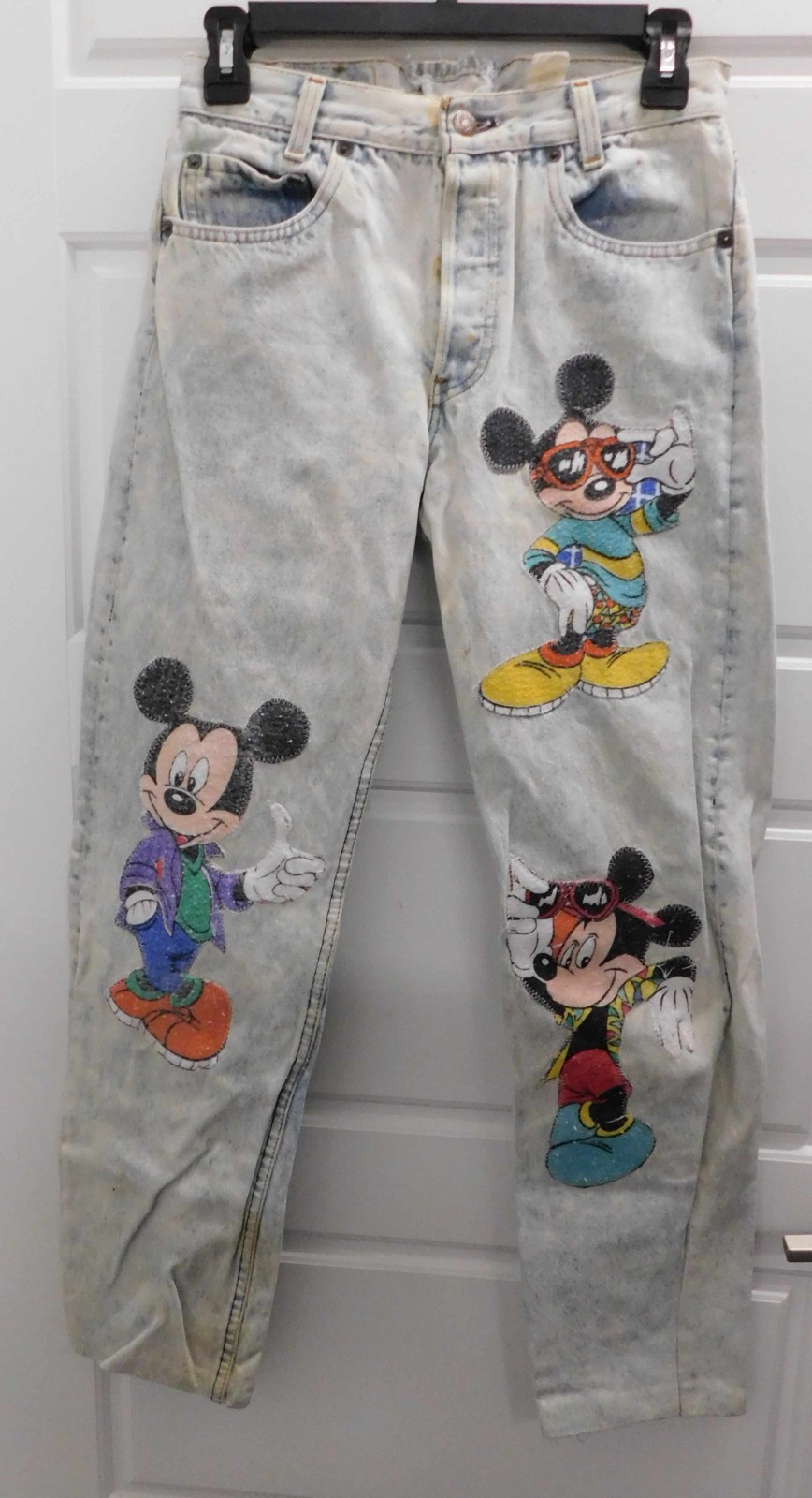 Too Cute Disney Mickey Mouse Patched Womens Levis Vintage 90s sz 8 27 x 28.5 in