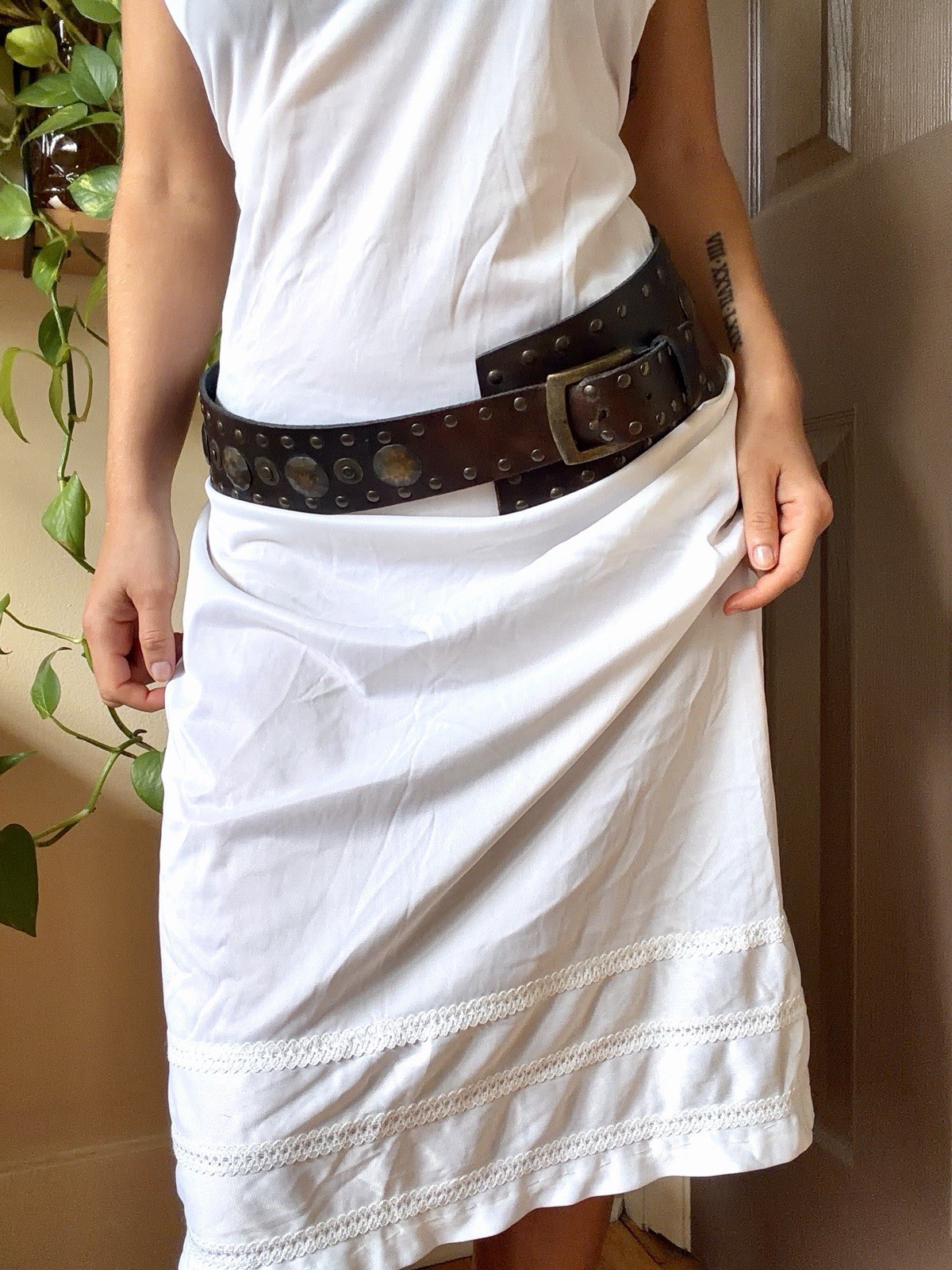 Vintage indie sleaze studded genuine leather Italy rustic boho hip belt