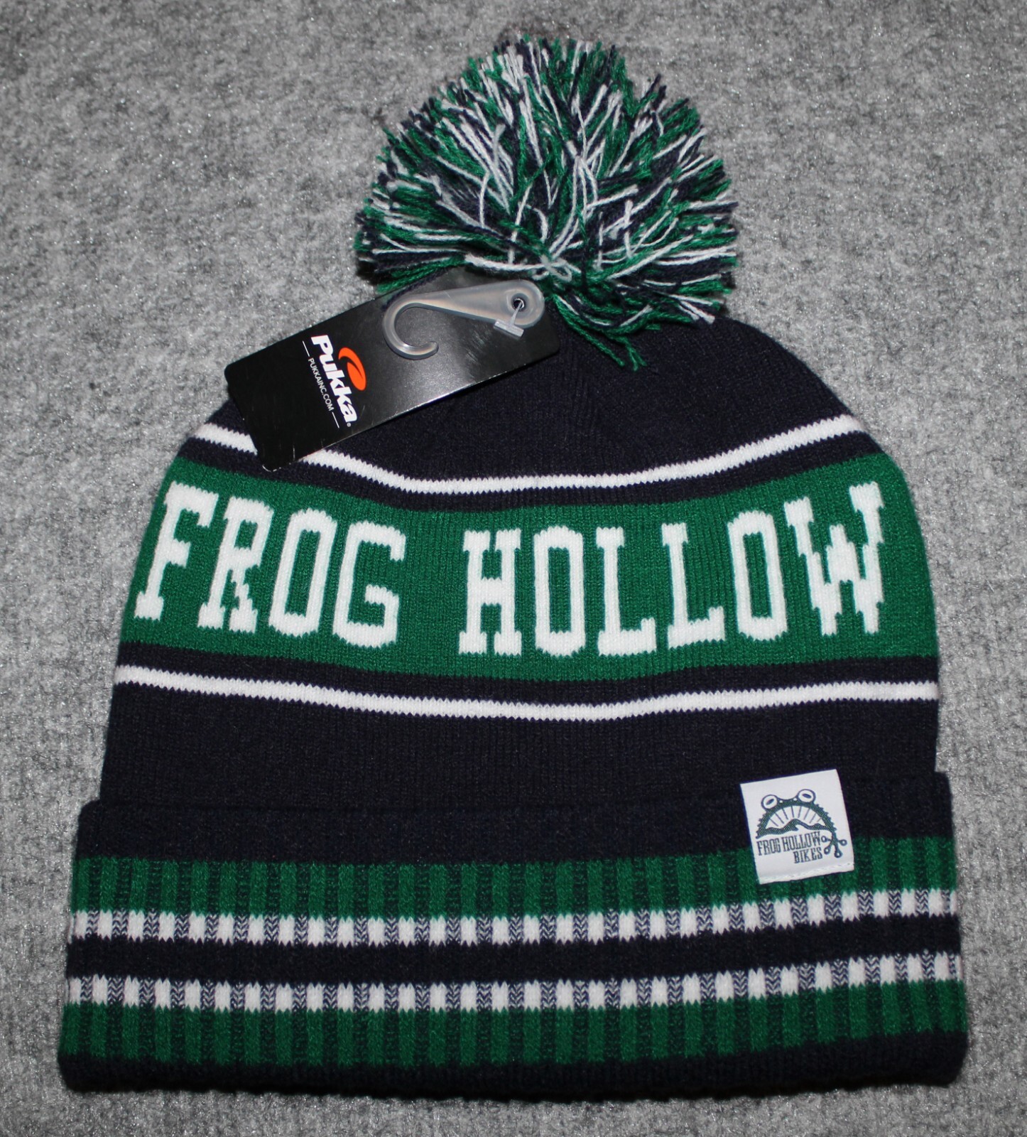nwt FROG HOLLOW BIKES POM KNIT BEANIE Vermont Bike Shop Unisex O/S Beanie Hat