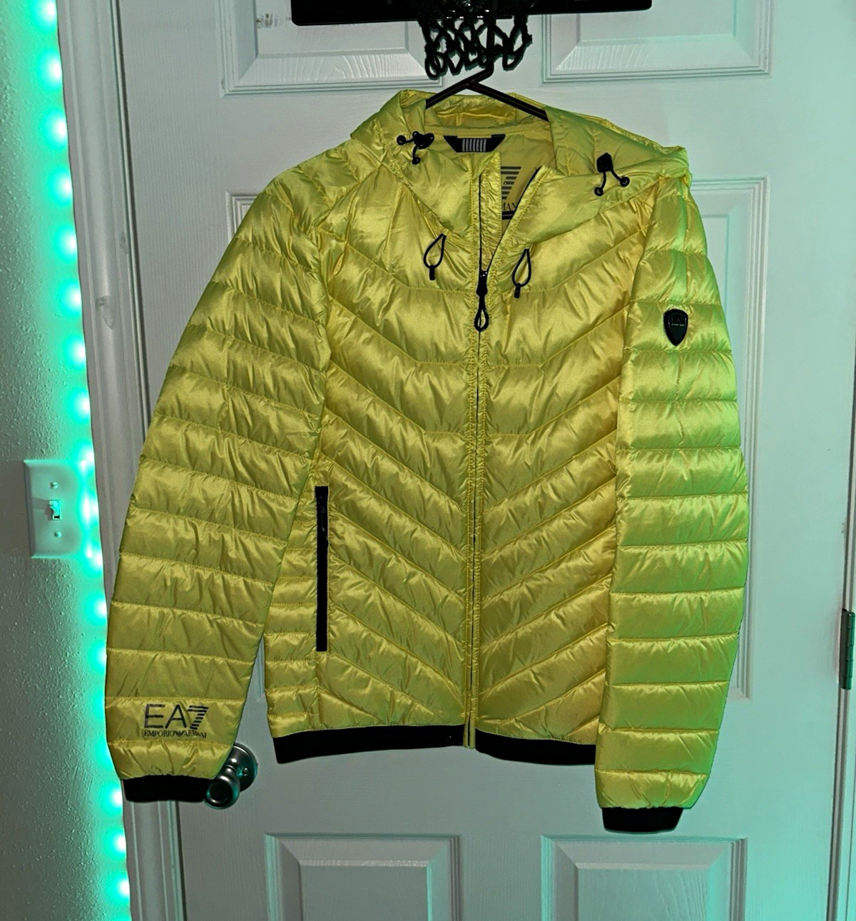 EA7 Emporio Armani Men’s S Yellow Hooded Full Zip Puffer Jacket Quilted