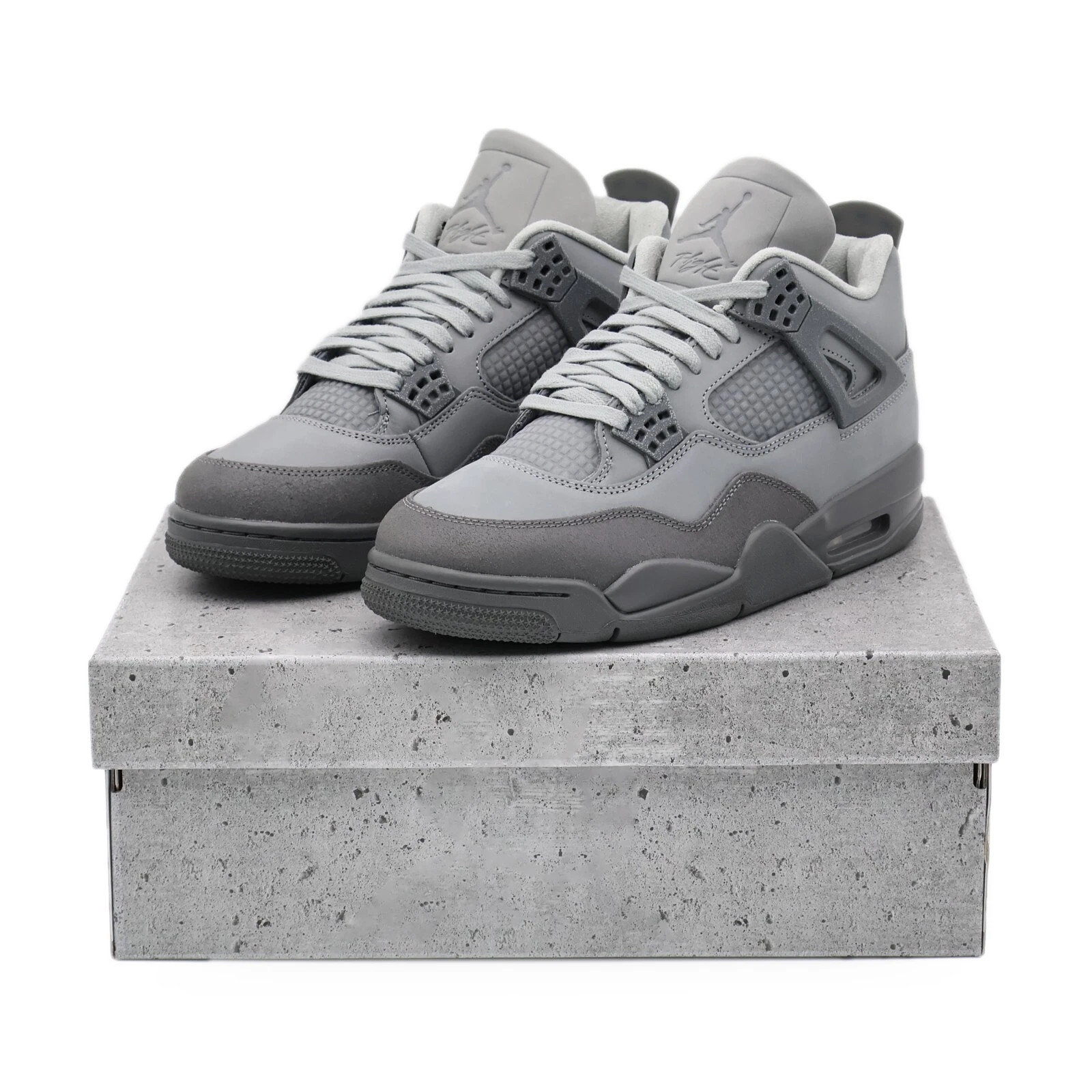 FQ7928-001 NK AJ4 Retro SE Wet Cement (Men's Shoes)