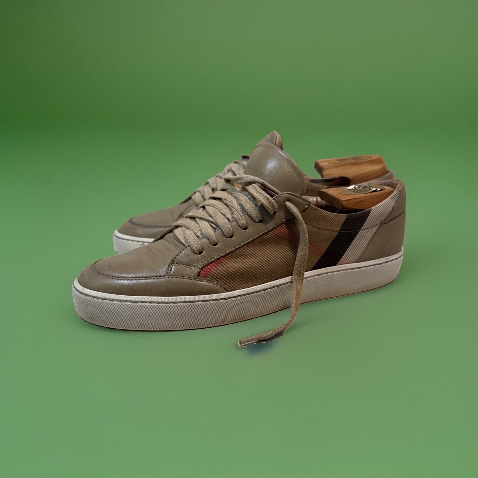 Burberry Check Sneakers Beige Size 39 EU US 8.5