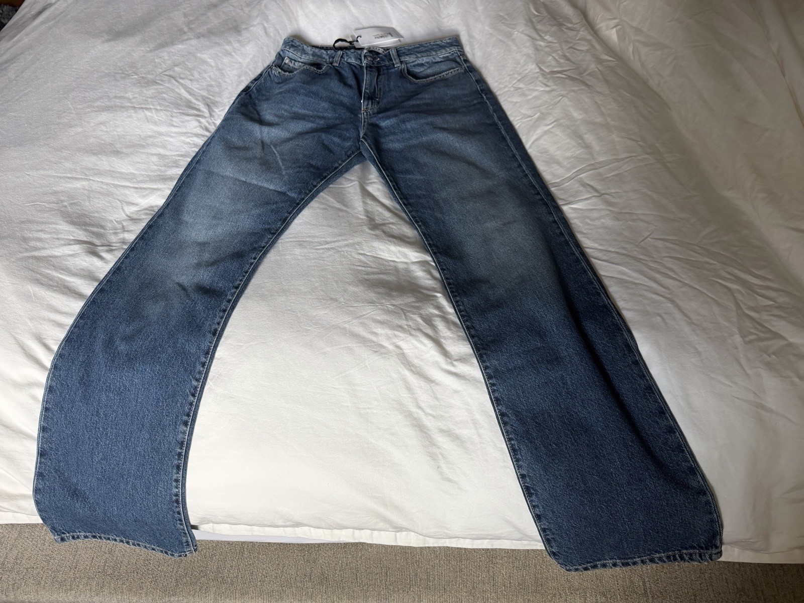 ICON DENIM Los Angeles Iris Blue Denim Straight leg Jeans Button Logo Accents