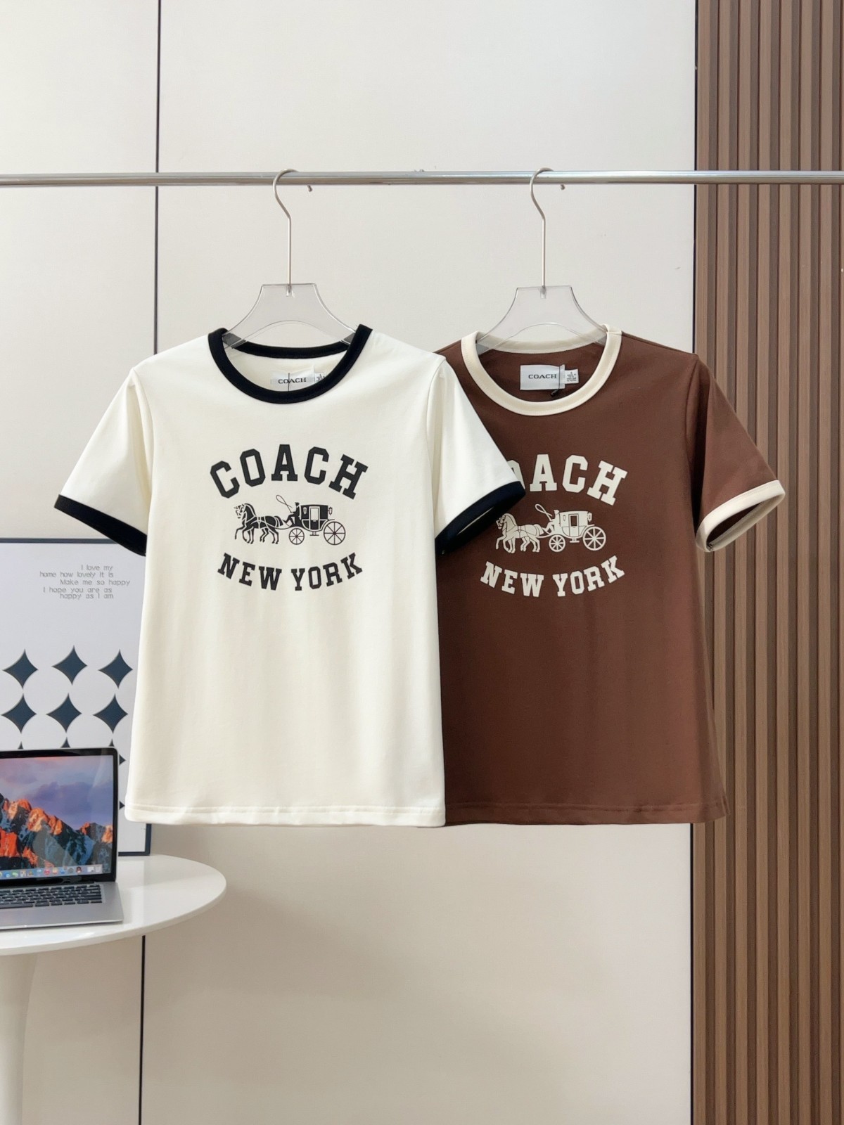 NWT COACH Women’s Carriage Signature beige brown T Shirt Organic Cotton