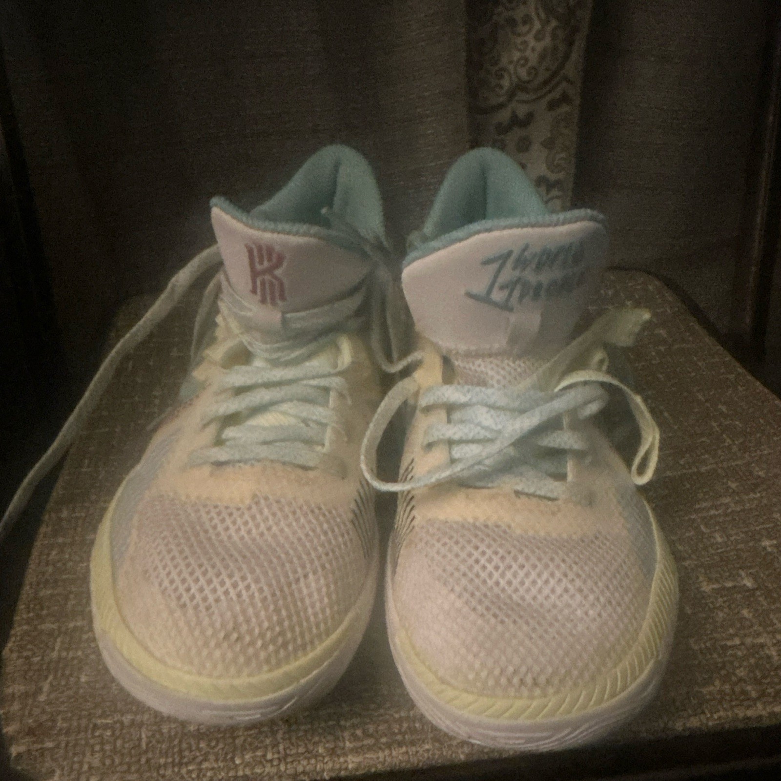 Nike Kyrie Irving Flytrap
