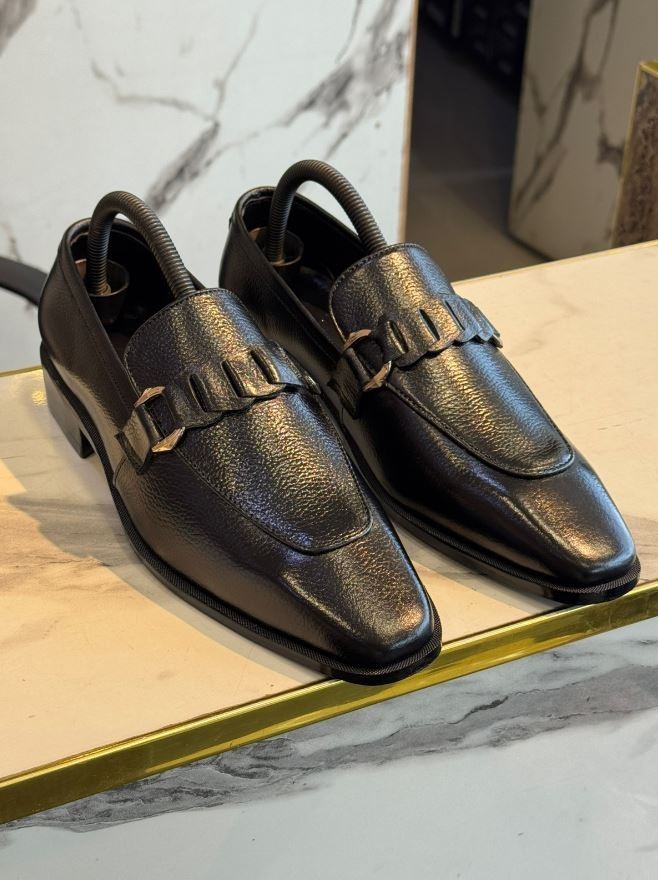 Men’s Black Leather Tassel Loafers – Elegant Pointed Toe Formal Dress Shoes