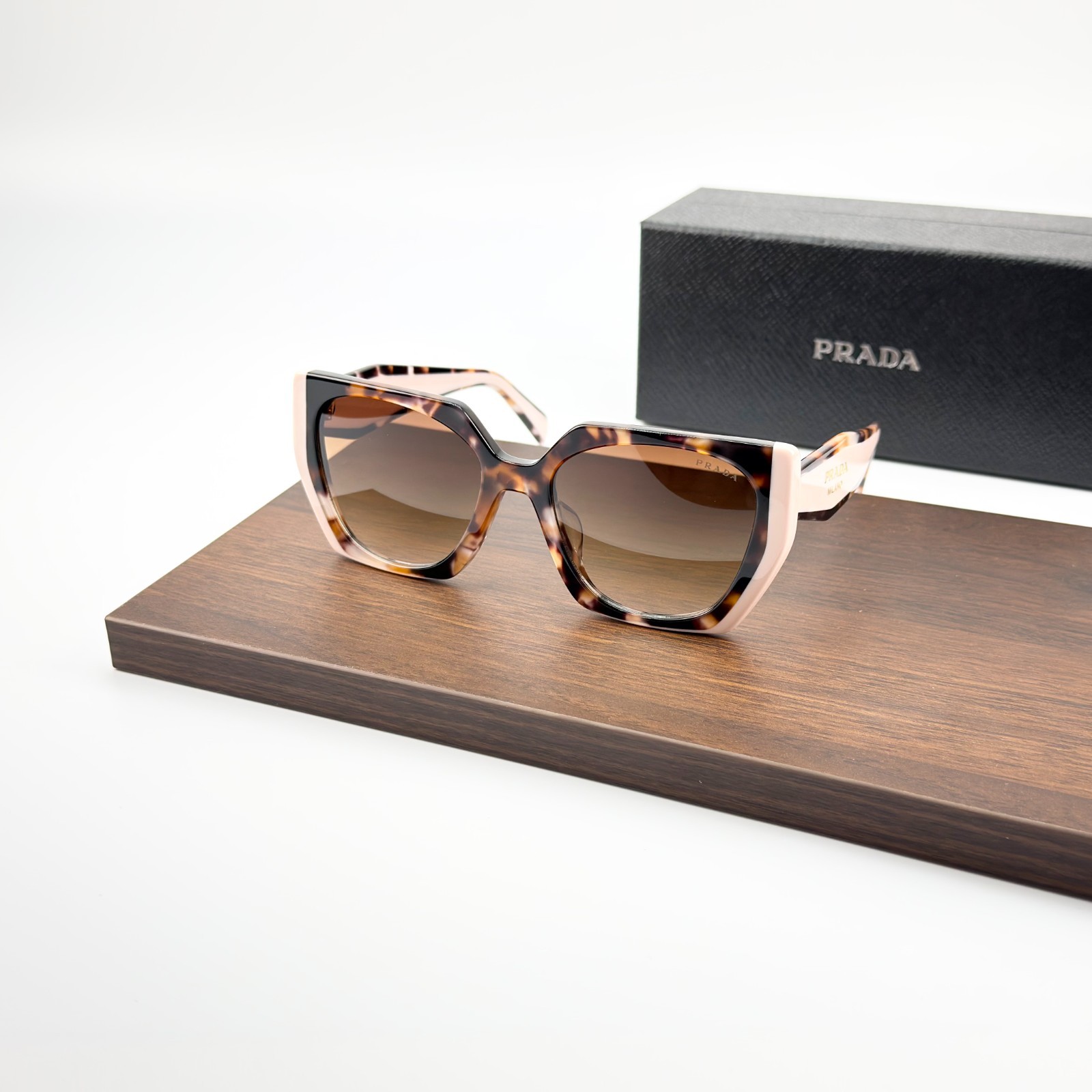 Prada SPR15W Tortoise Brown Square Sunglasses Gradient Brown Lenses