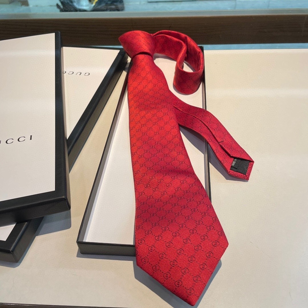 Authentic Gucci Tie Mens GG