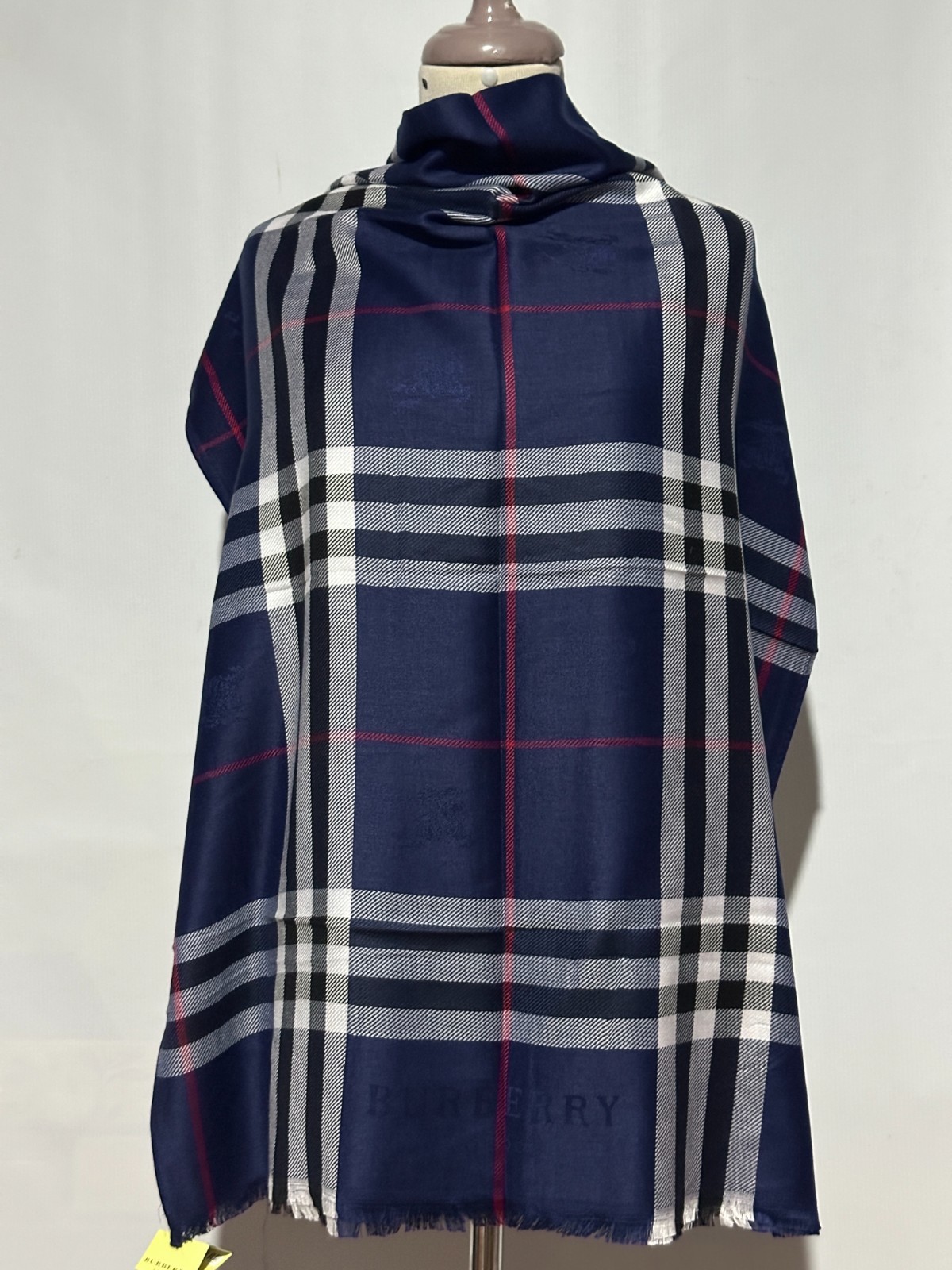 Authentic Burberry  Scarf Wrap Stole Shawl 65% Cashmere 35% Silk Blue Used